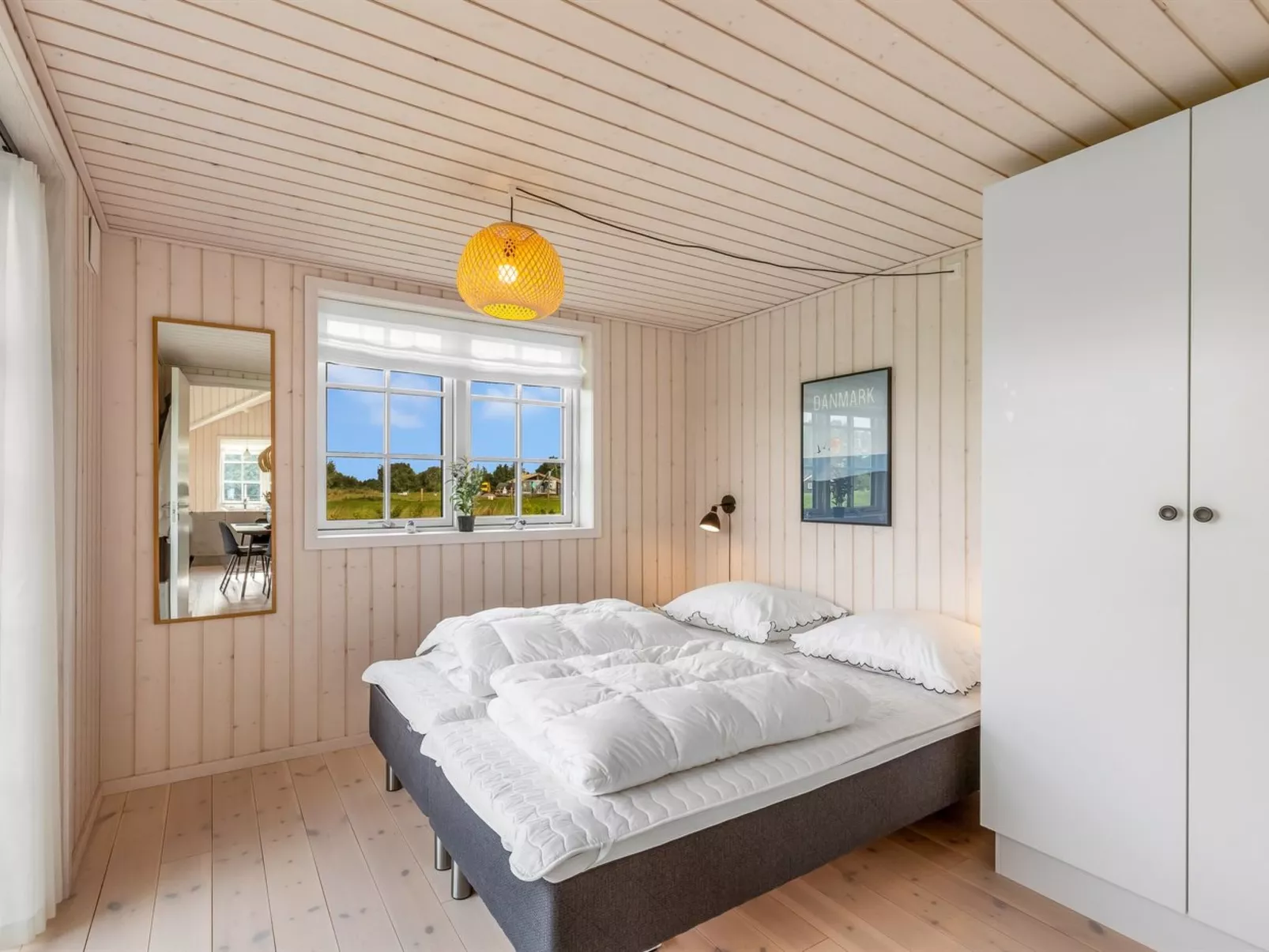 "Hellevi" - 900m from the sea-Binnen