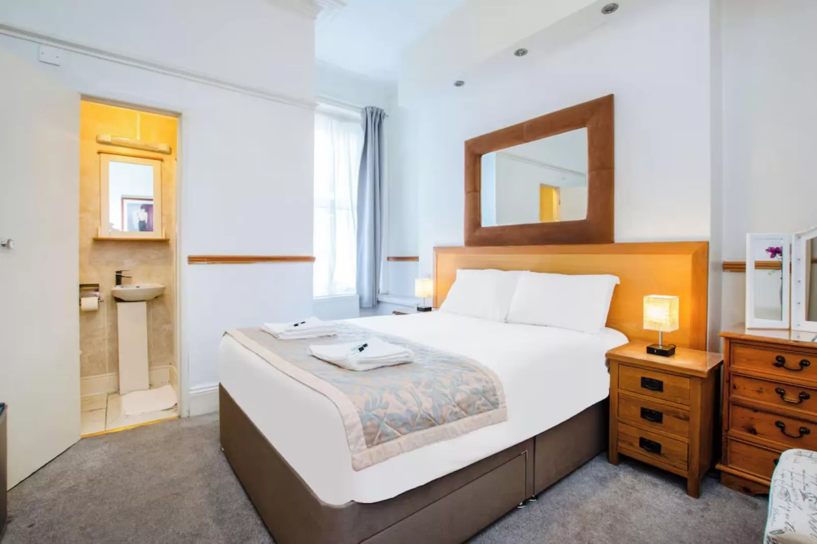 Standard Double Room-Slaapkamer