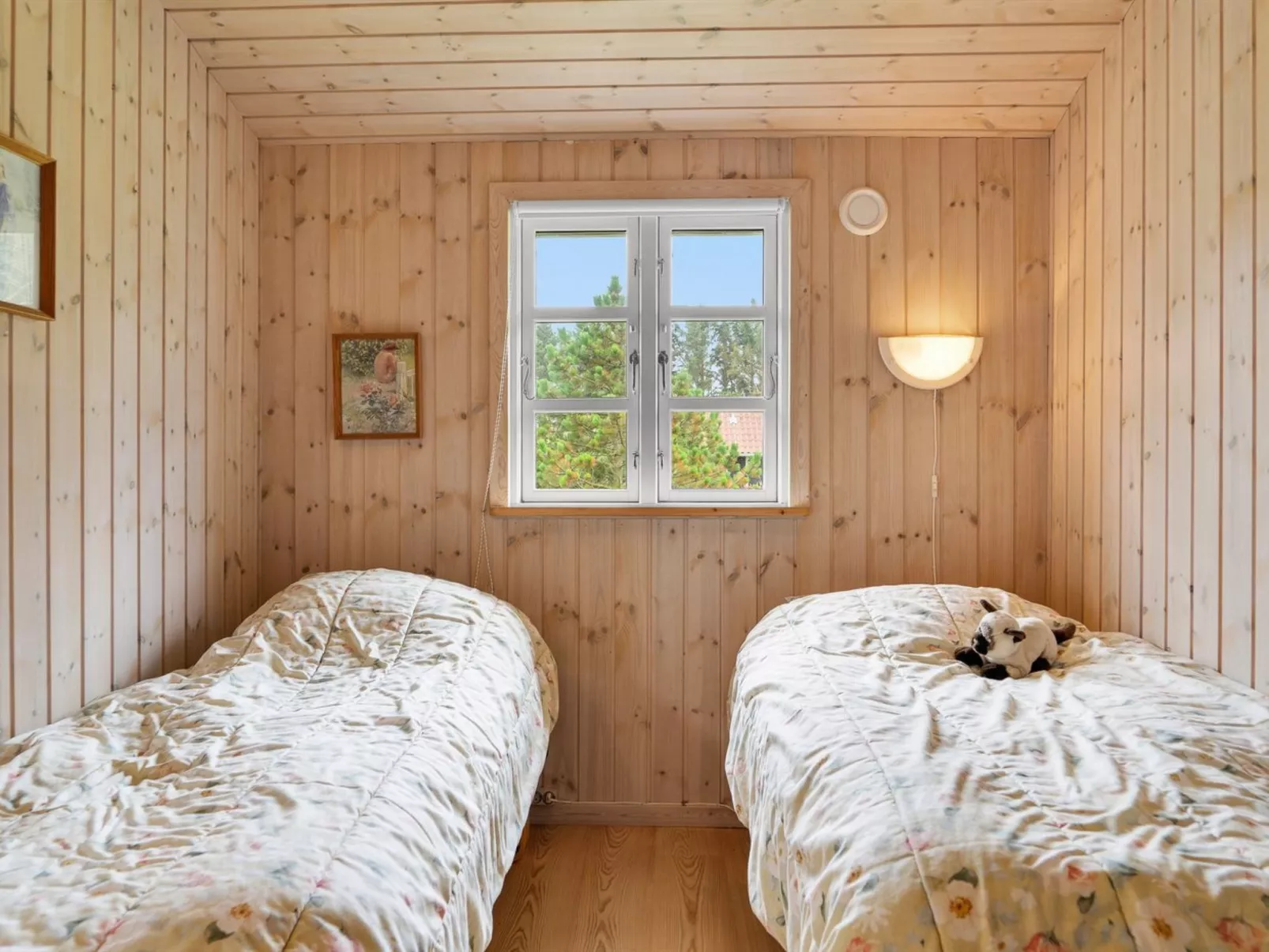 "Ilja" - 700m from the sea-Binnen