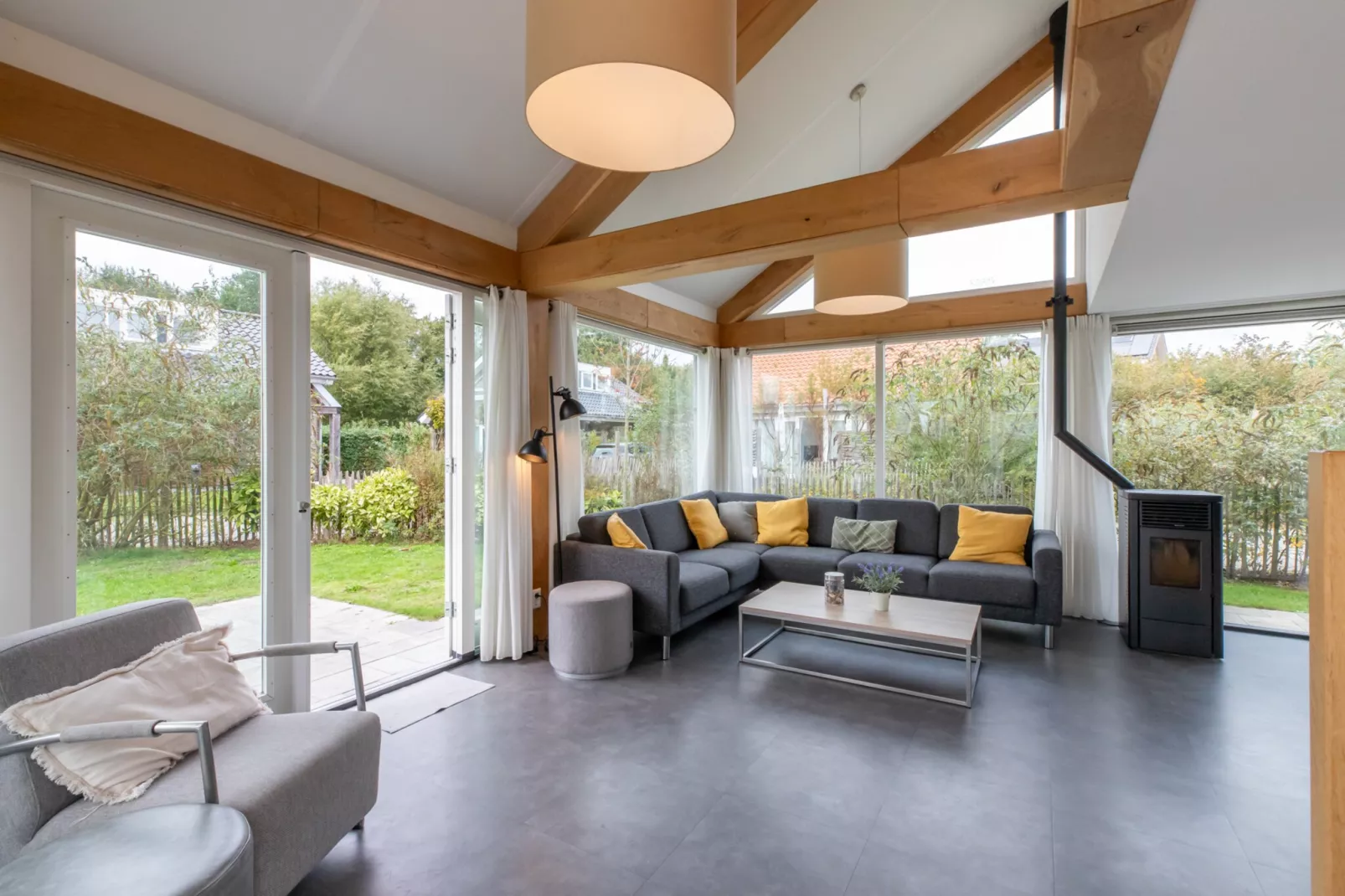 Zonnedorp 22  Holiday Home Anoes Renesse | Beach-nearby Comfort in Zeeland-Niet-getagd