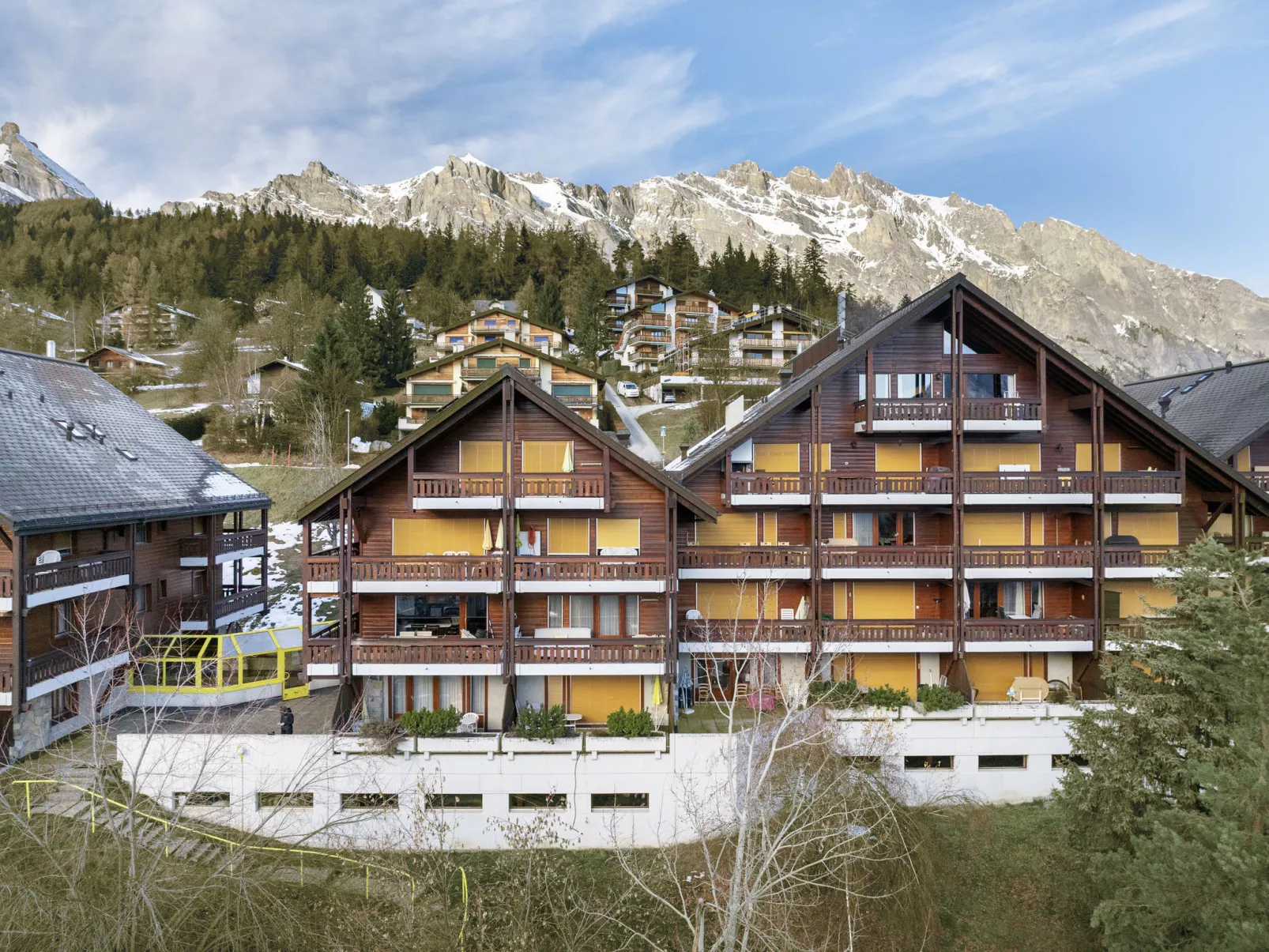 Eaux-Vives 205-Buiten