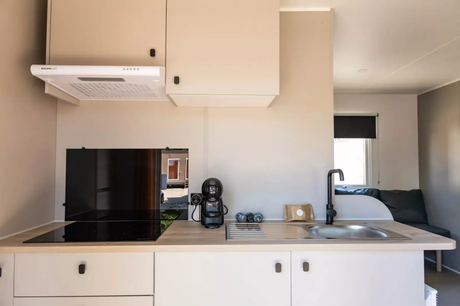 HOLA CAMP SANT SALVADOR-Superior 4-Keuken