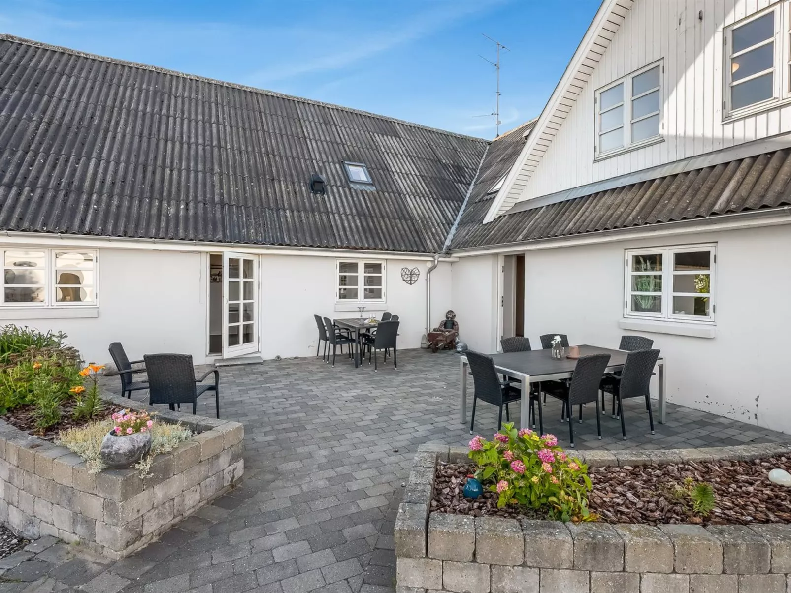 "Pauna" - 2.5km from the sea - Buiten