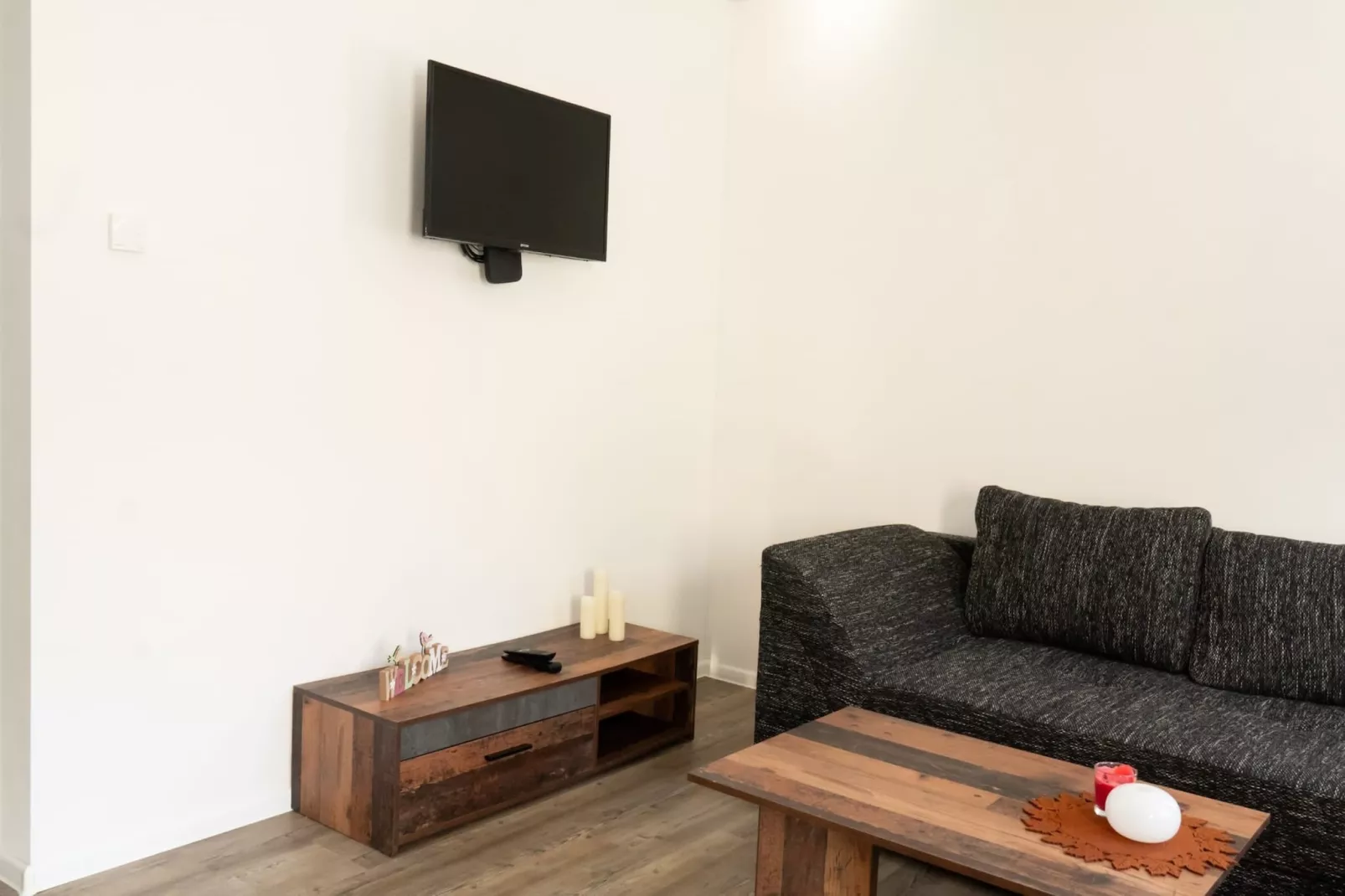 Altes Bootshaus alle Wohnungen-Woonkamer