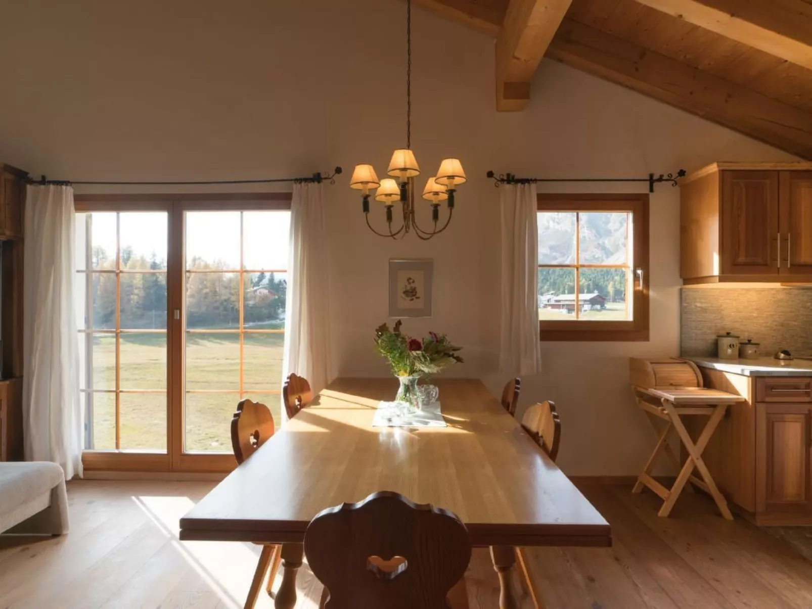 Chesa Trais FluorsC3 - Image-tags.info