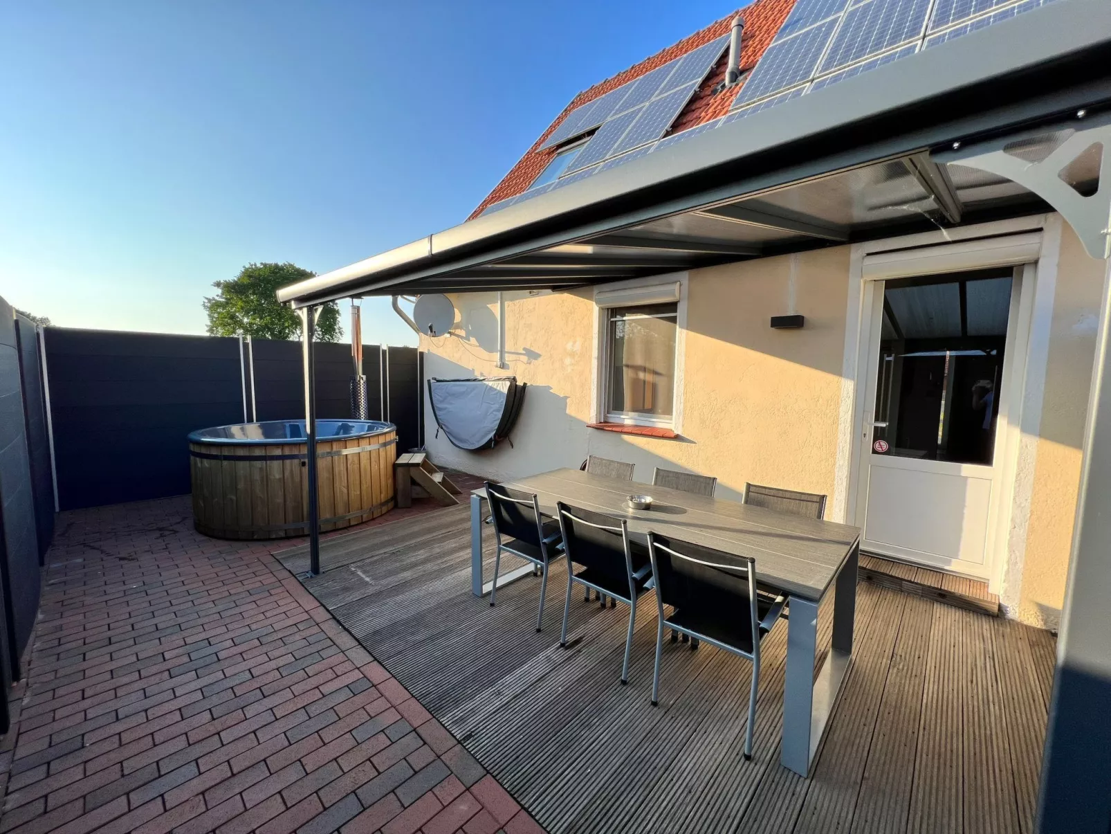 Mit privat Hottub und Klima. - Image-tags.info