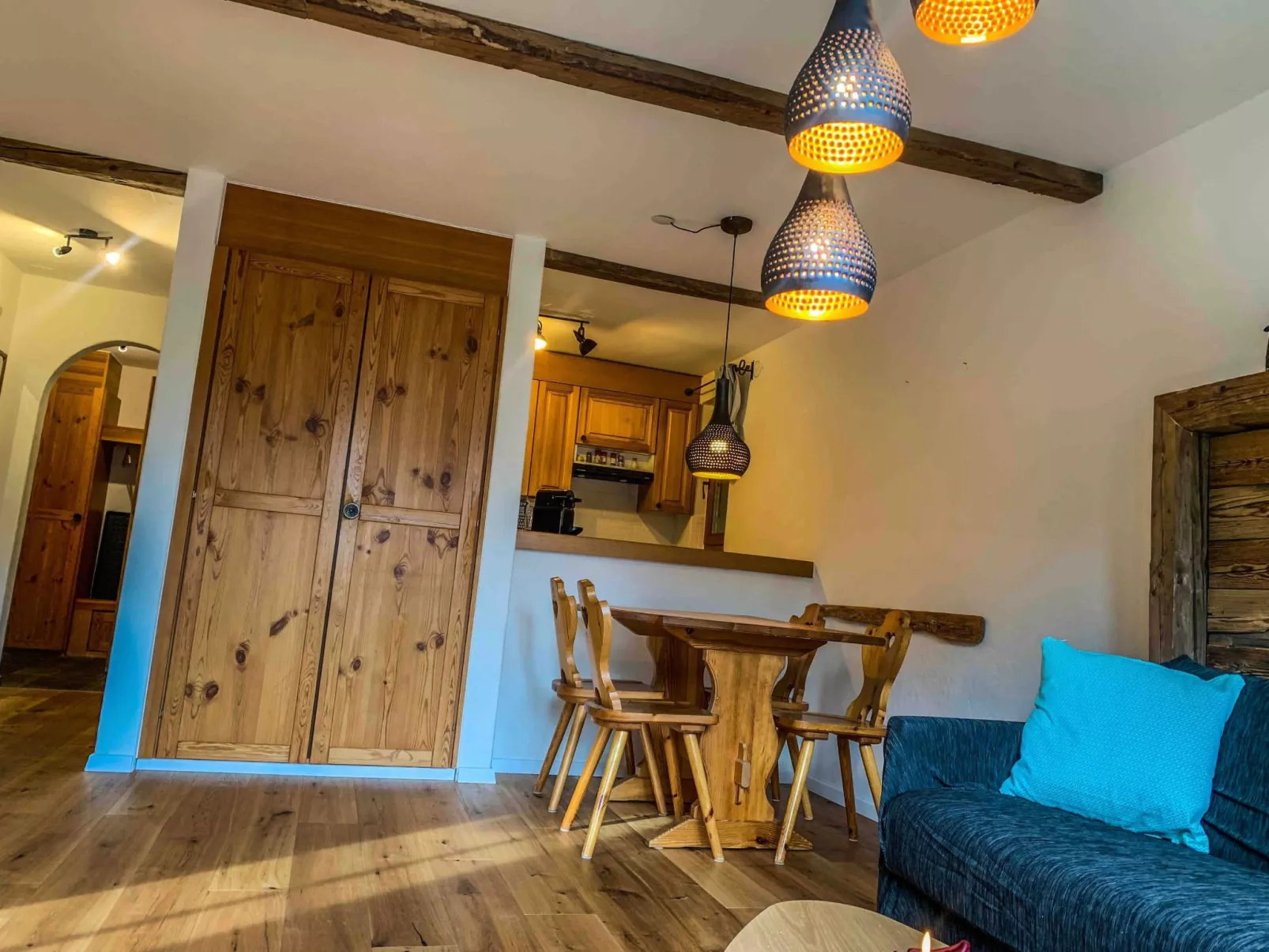 Mit Blick in die Berge - Image-tags.info