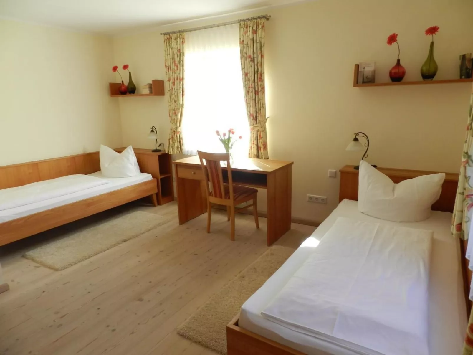 In Marktgemeinde Übelbach mit Garten - Image-tags.info