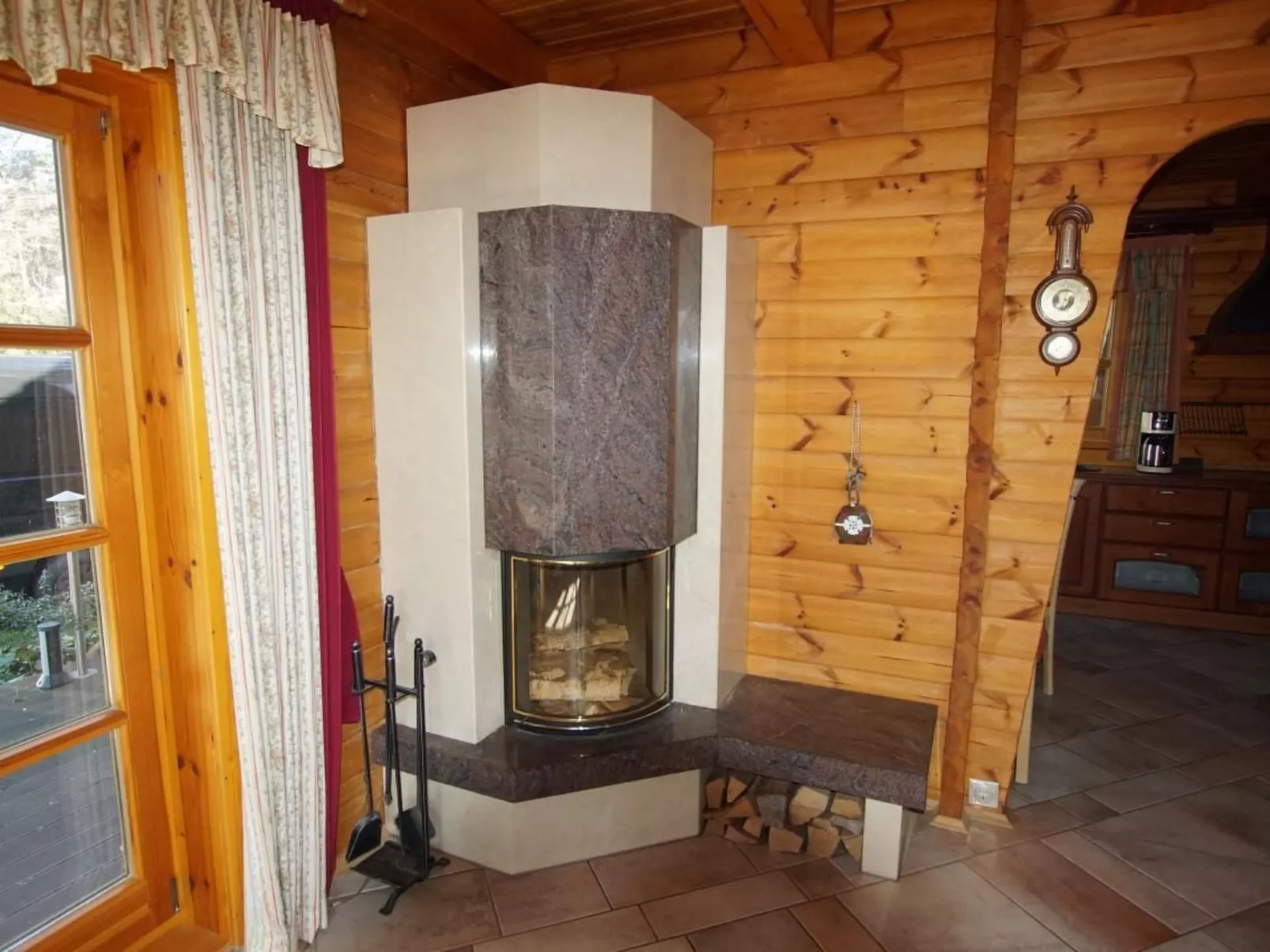 WaldhausEichhörnchen-Image-tags.info