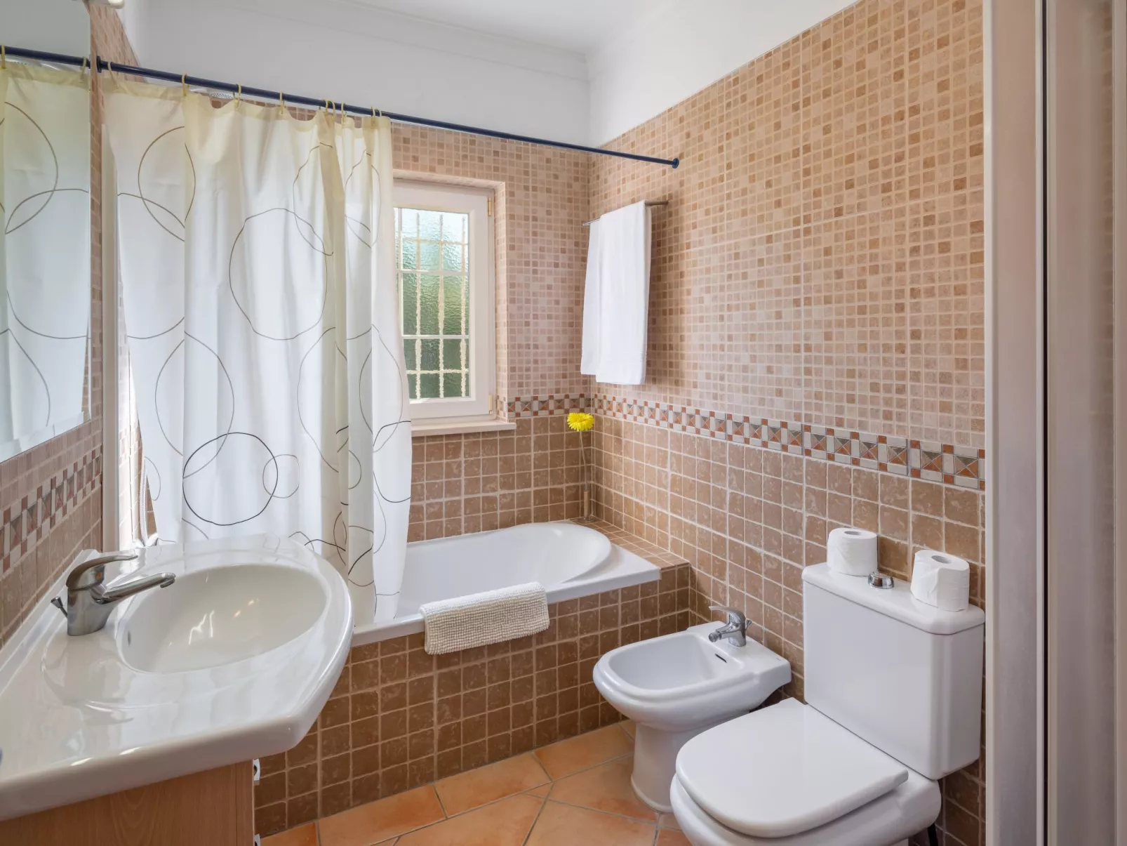 4-Schlafzimmer-Villa R2, Garten, Pool, Strand - Image-tags.info