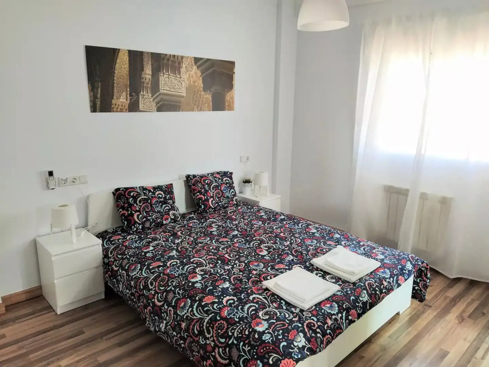 Helles Haus mit Aussicht und privatem Pool - Image-tags.info