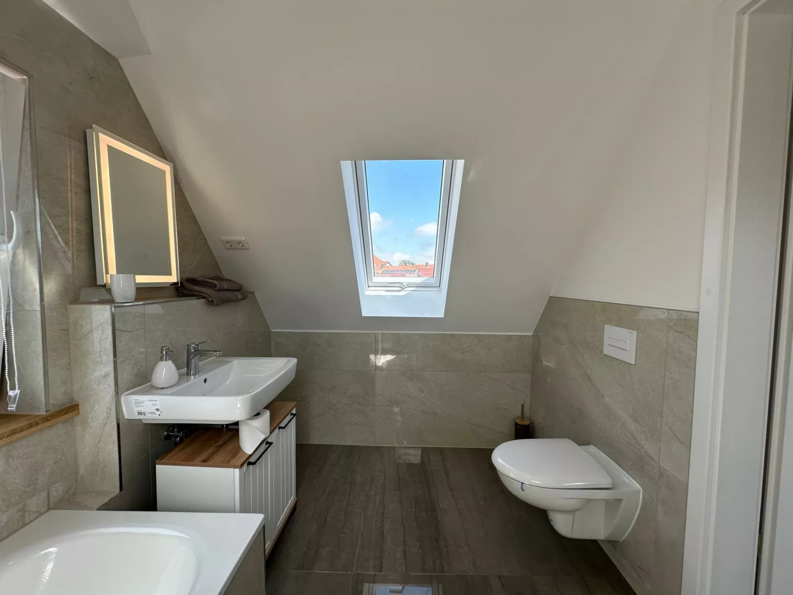 Paradise Apratment - Image-tags.info