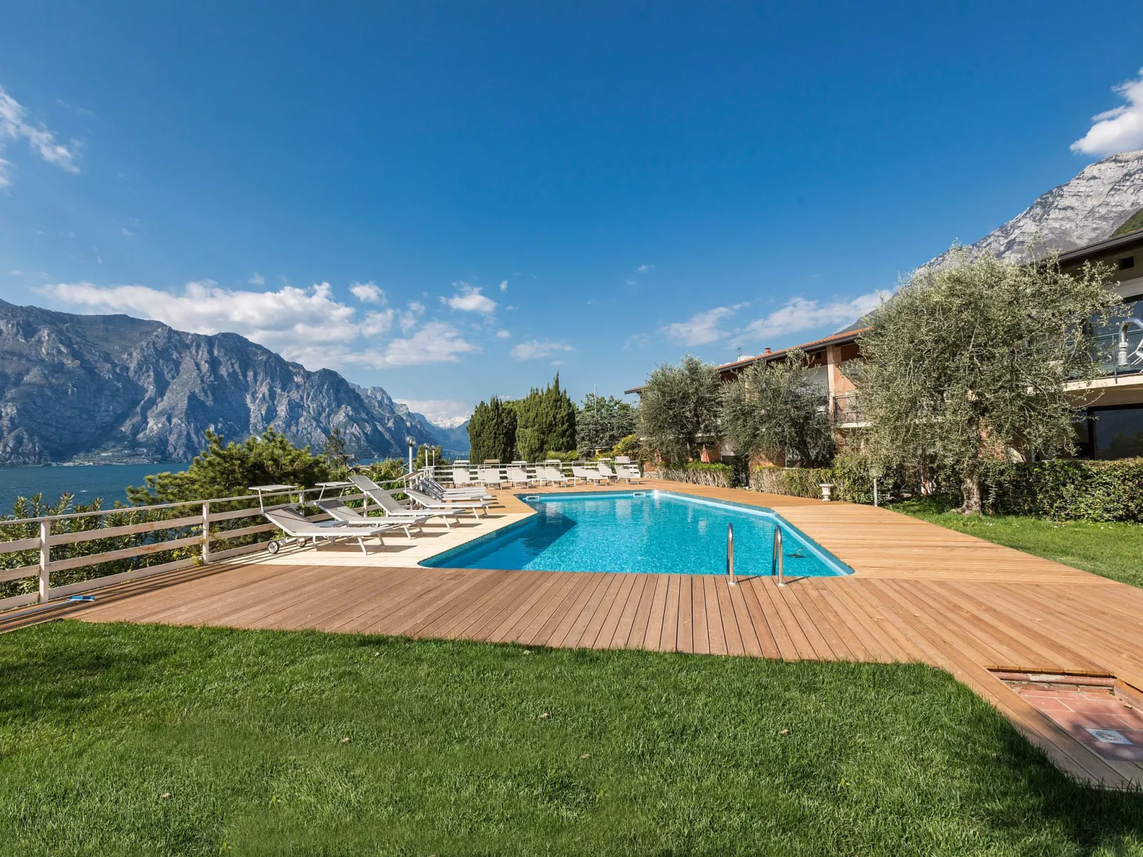 Studio mit Seeblick, BBQ und Gemeinschaftspool - Image-tags.info