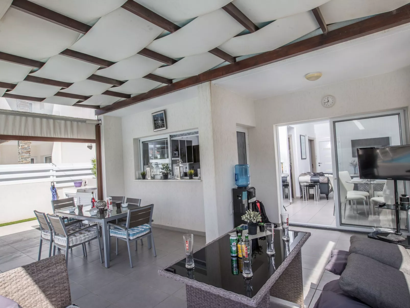 Moderne 4-Schlafzimmer-Villa im Zentrum von Protaras - Image-tags.info