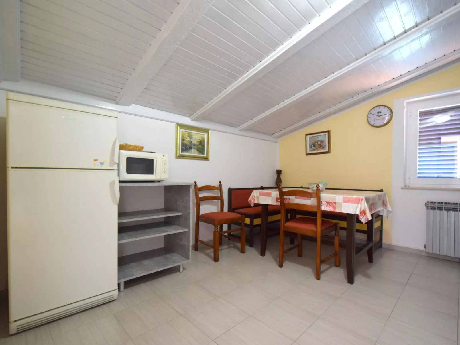 "Slunjski" mit Balkon - Image-tags.info