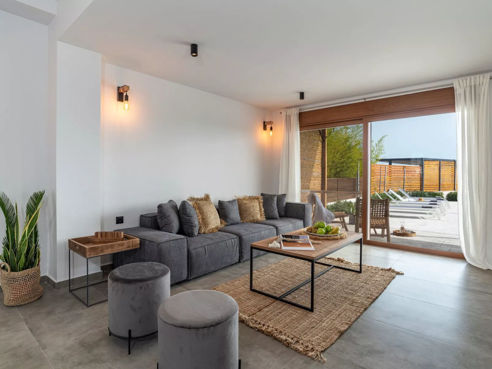 Haus in Afantou - Privater Parkplatz und Pool - Image-tags.info