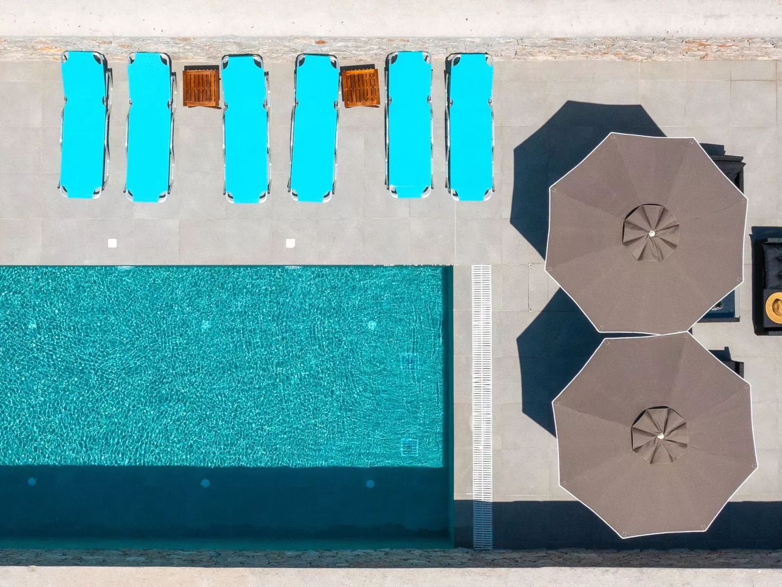 Artemis PoolFront - Image-tags.info