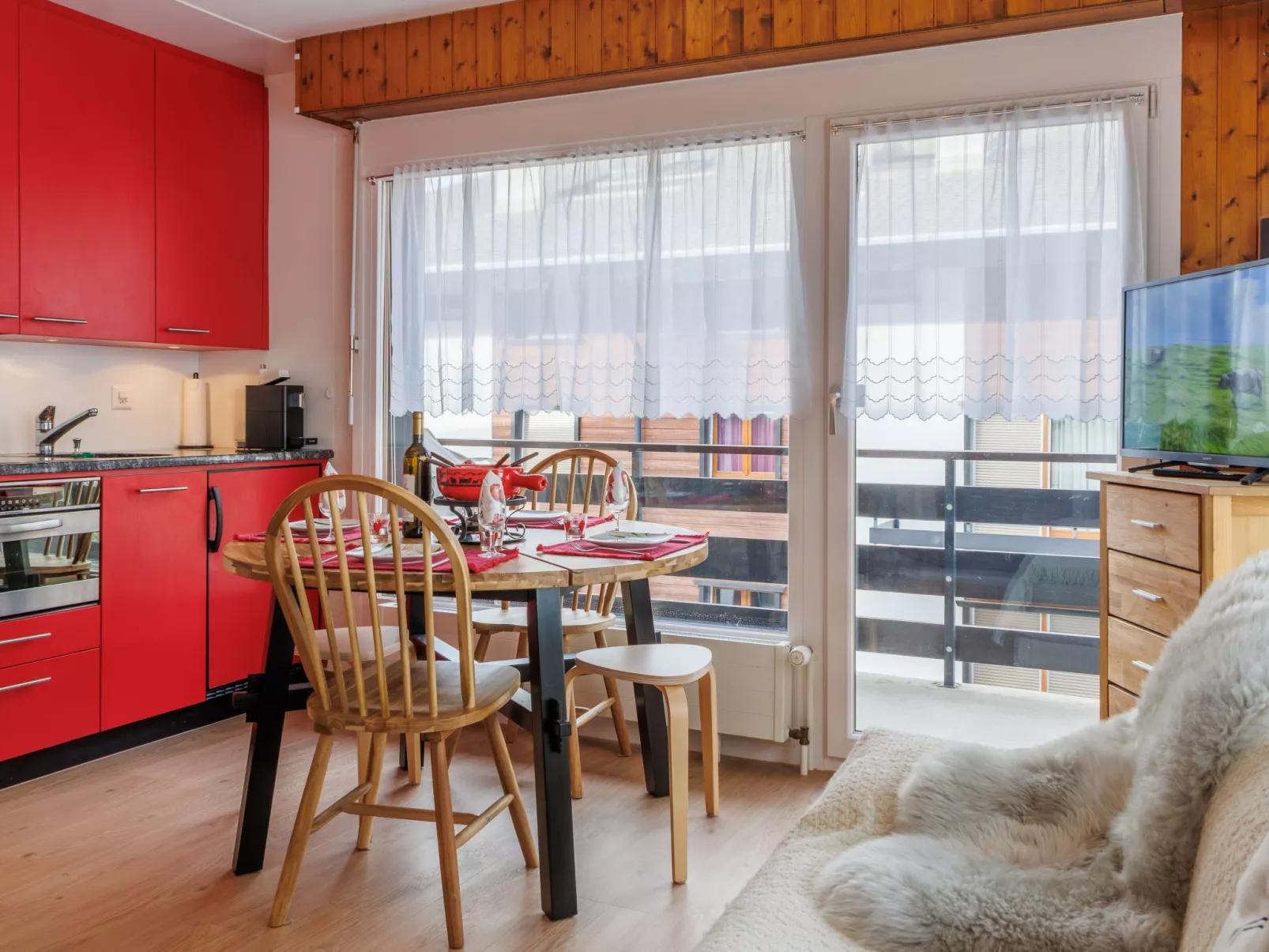 Ramuges 37A - Binnen