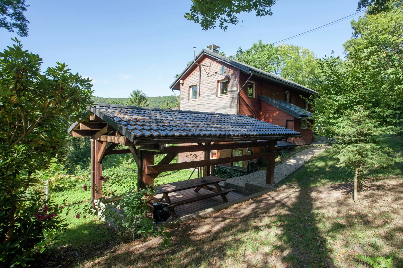 La Cabane de Jade - Buitenkant zomer