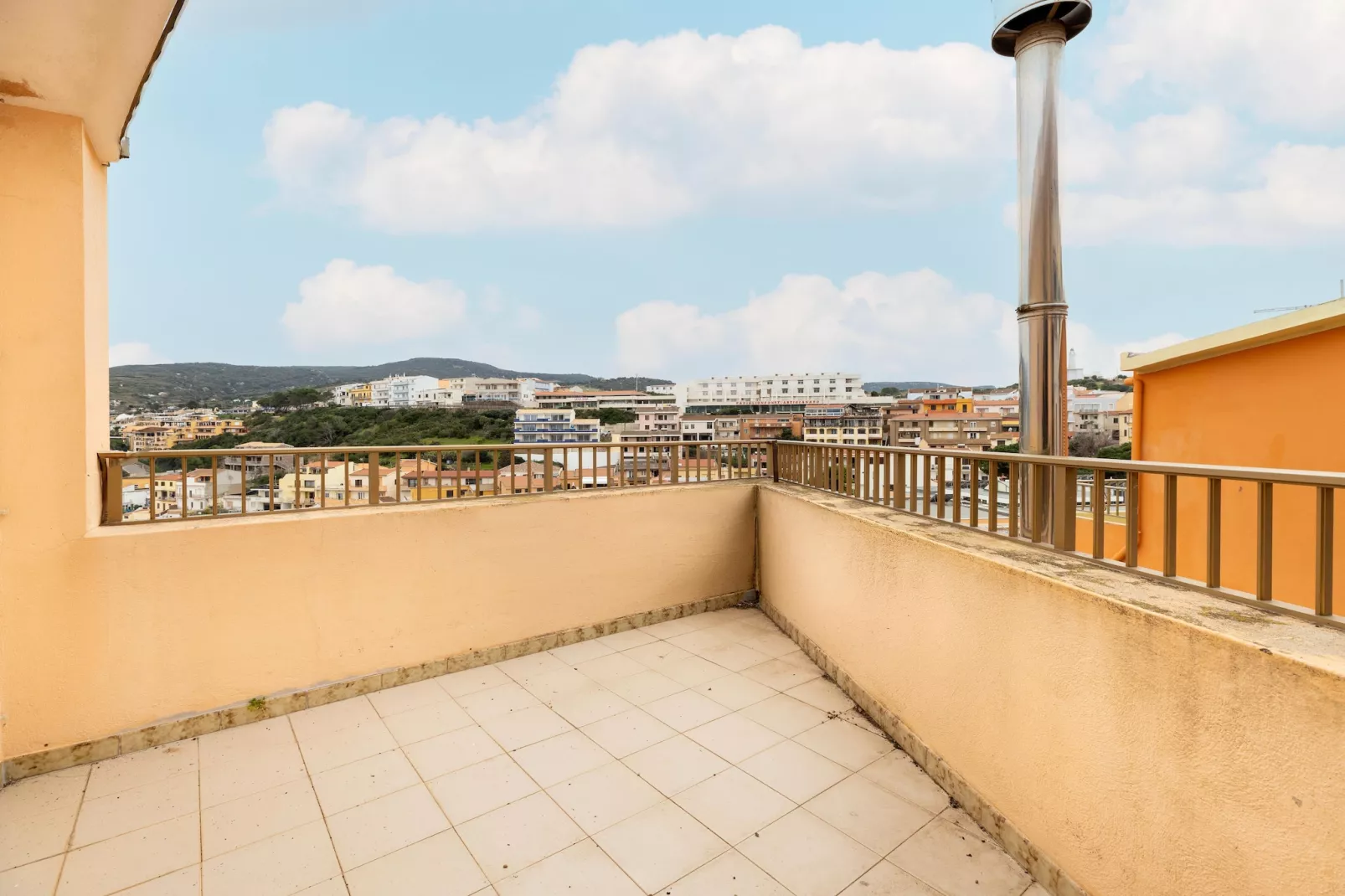 QUADRILOCALE CASTELSARDO CENTRO-Terrasbalkon