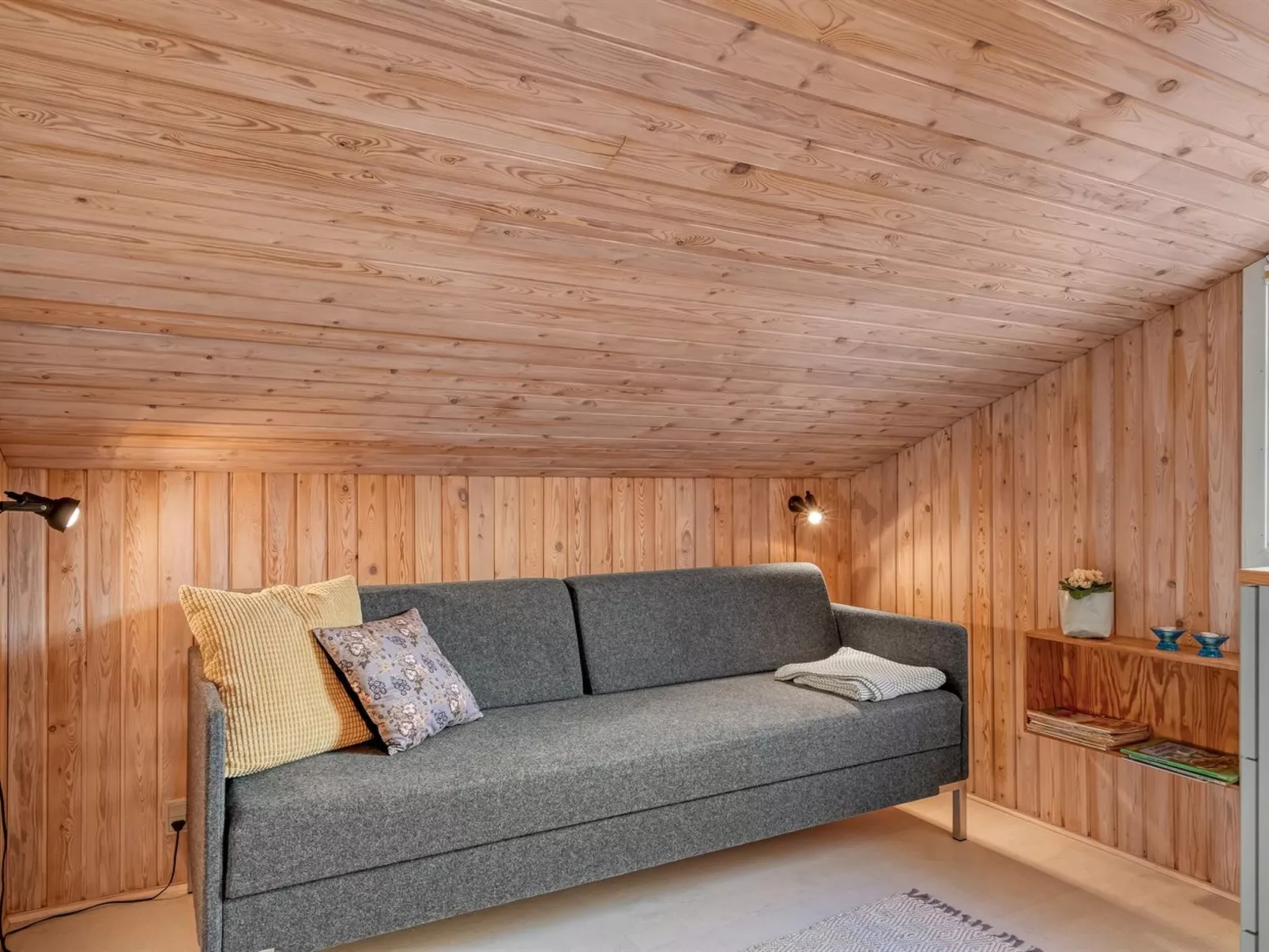 "Mea" -  from the sea-Binnen