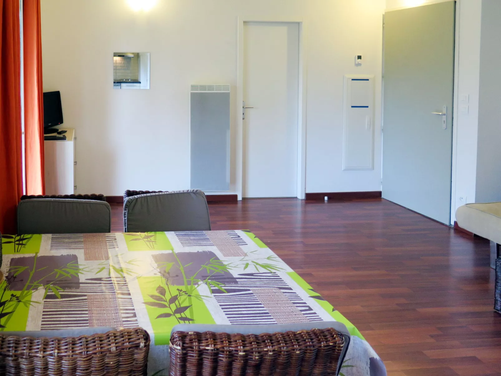 Les Rives du Lac-Binnen