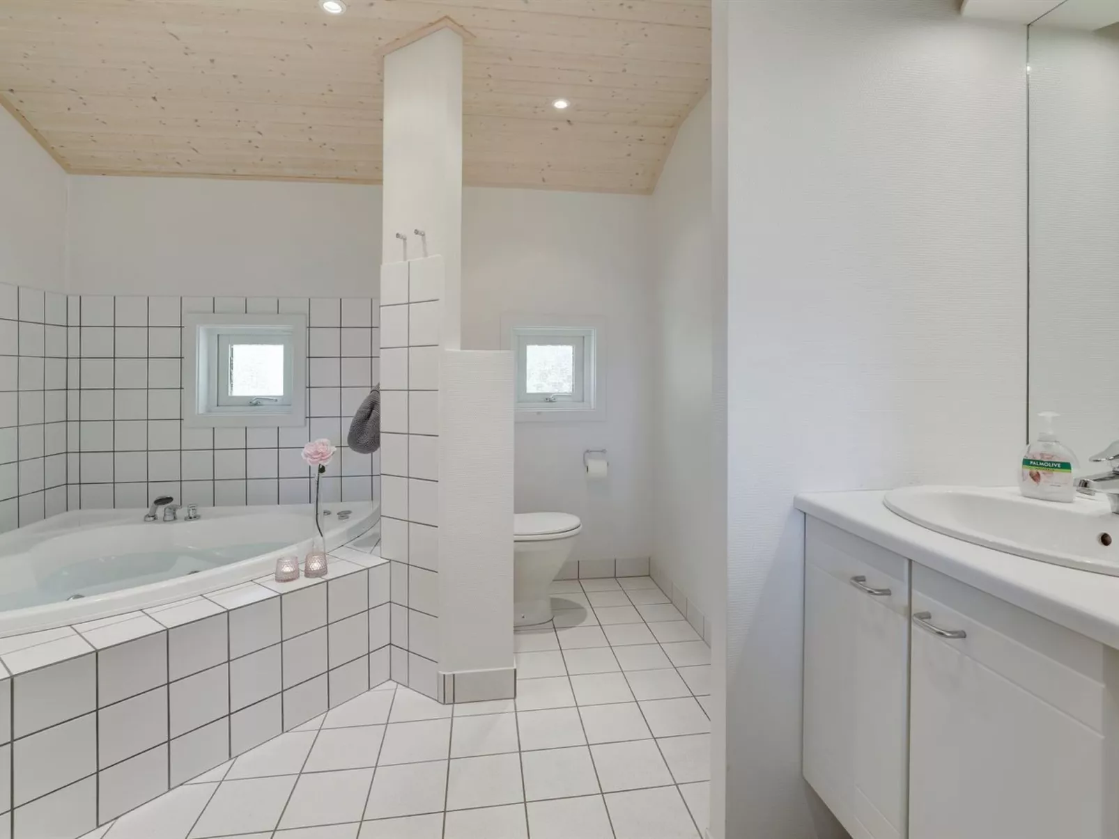 "Gyrid" - 150m from the sea-Binnen