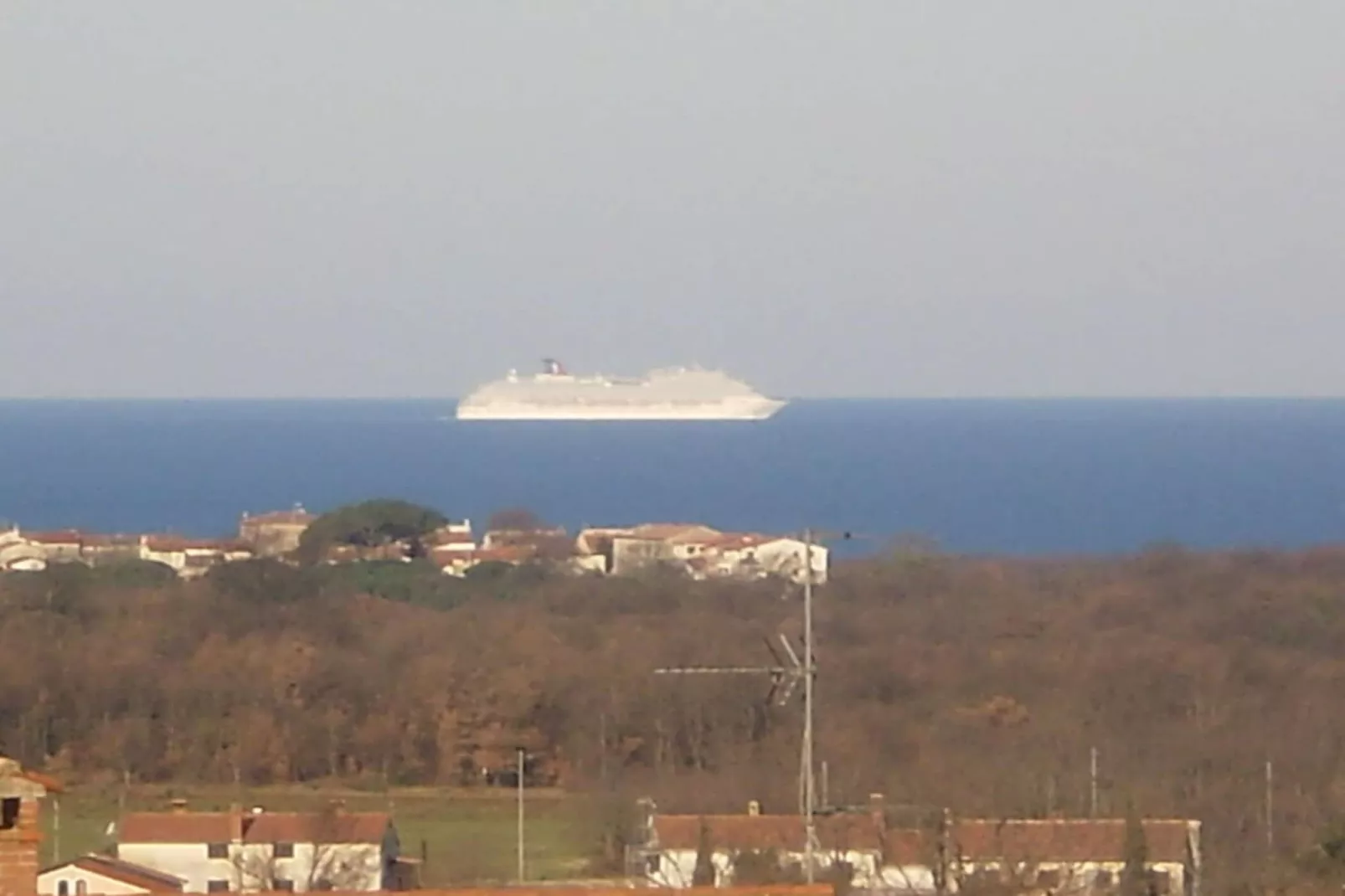 Licul Modern retreat-Uitzicht zomer