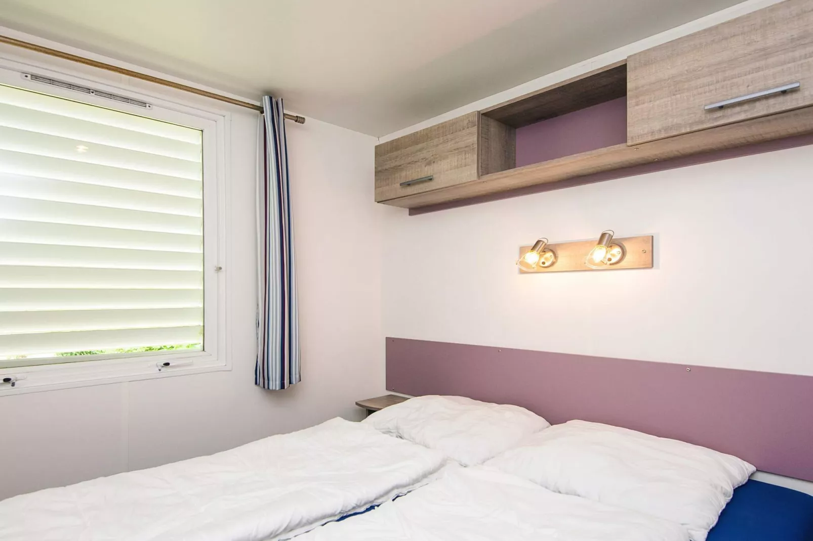 Mobile homes til 4 personer, medbad-Binnen