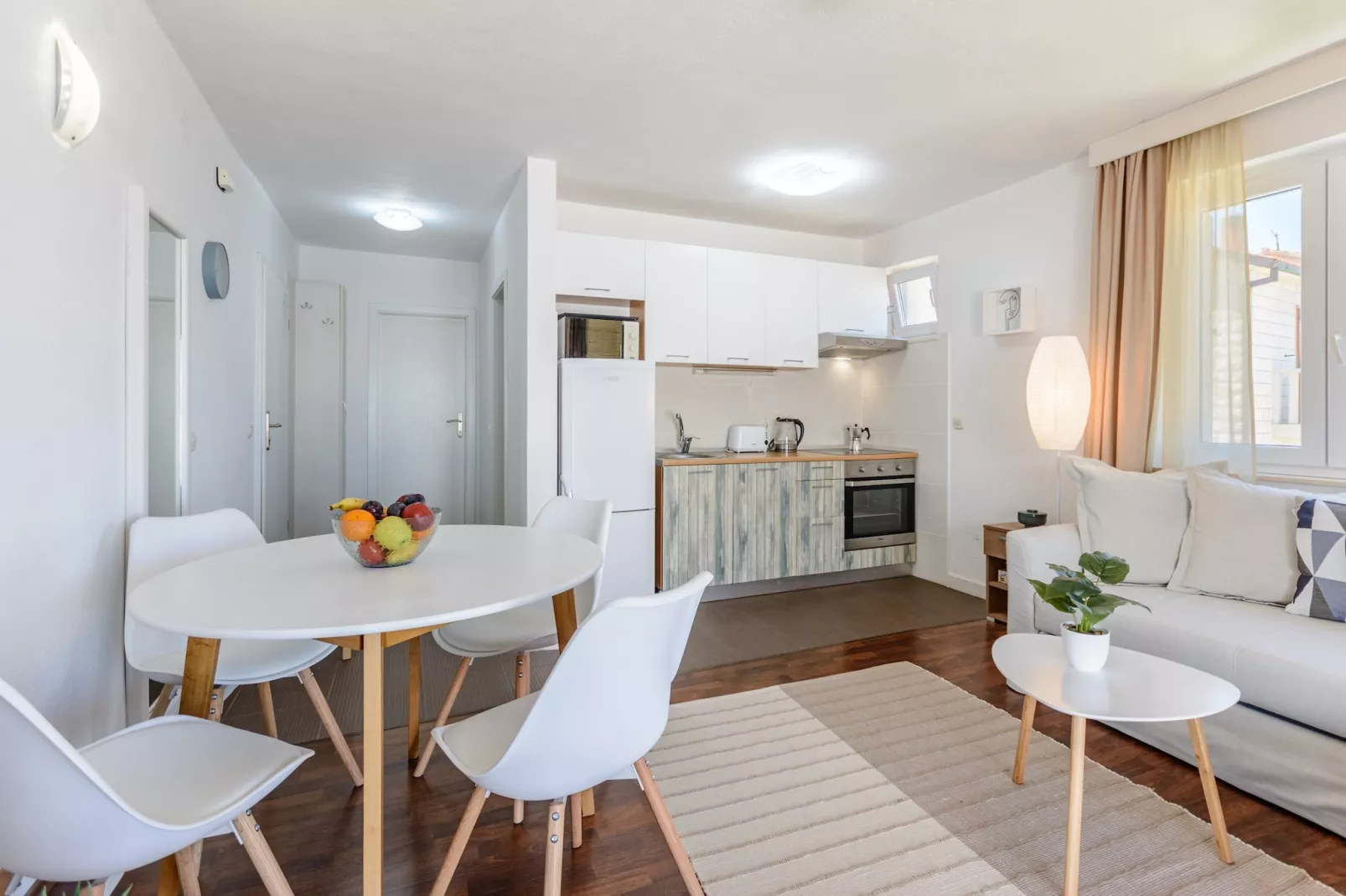 Sunset view apartment - One bedroom apartment with balcony and sea view-Keuken