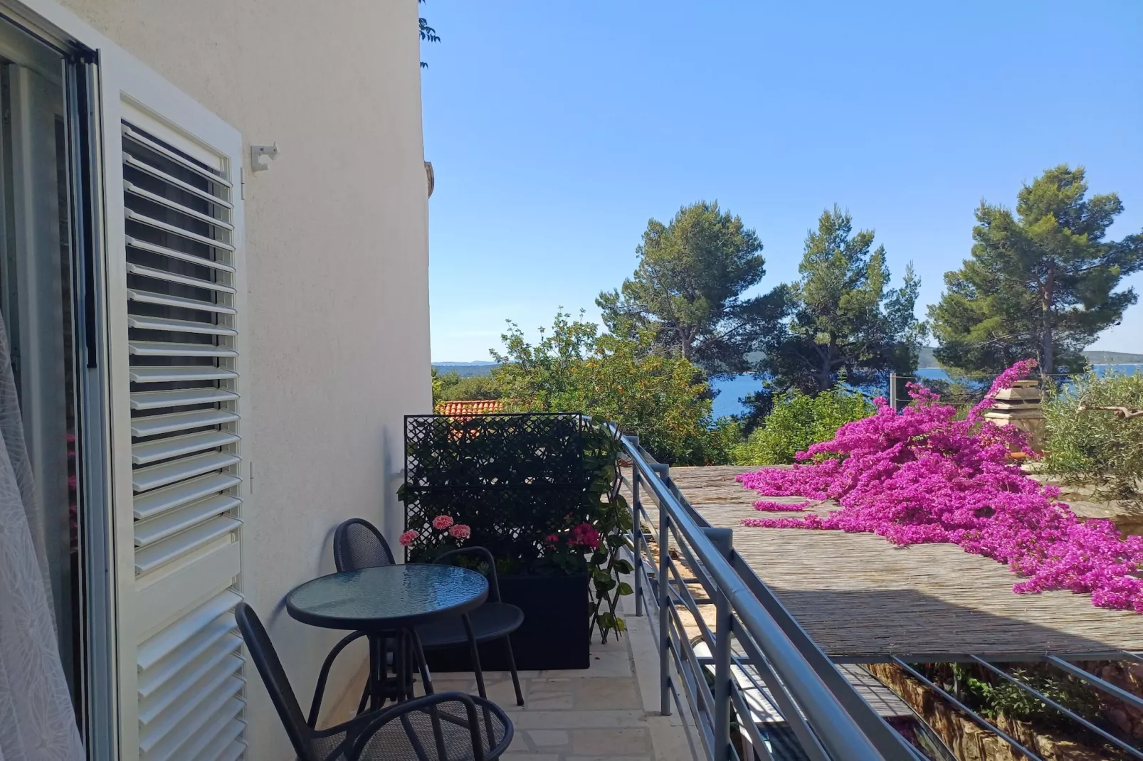 Apartments Villa Pelegrin - Studio Apartment with Sea View (Apartment C)-Buitenlucht