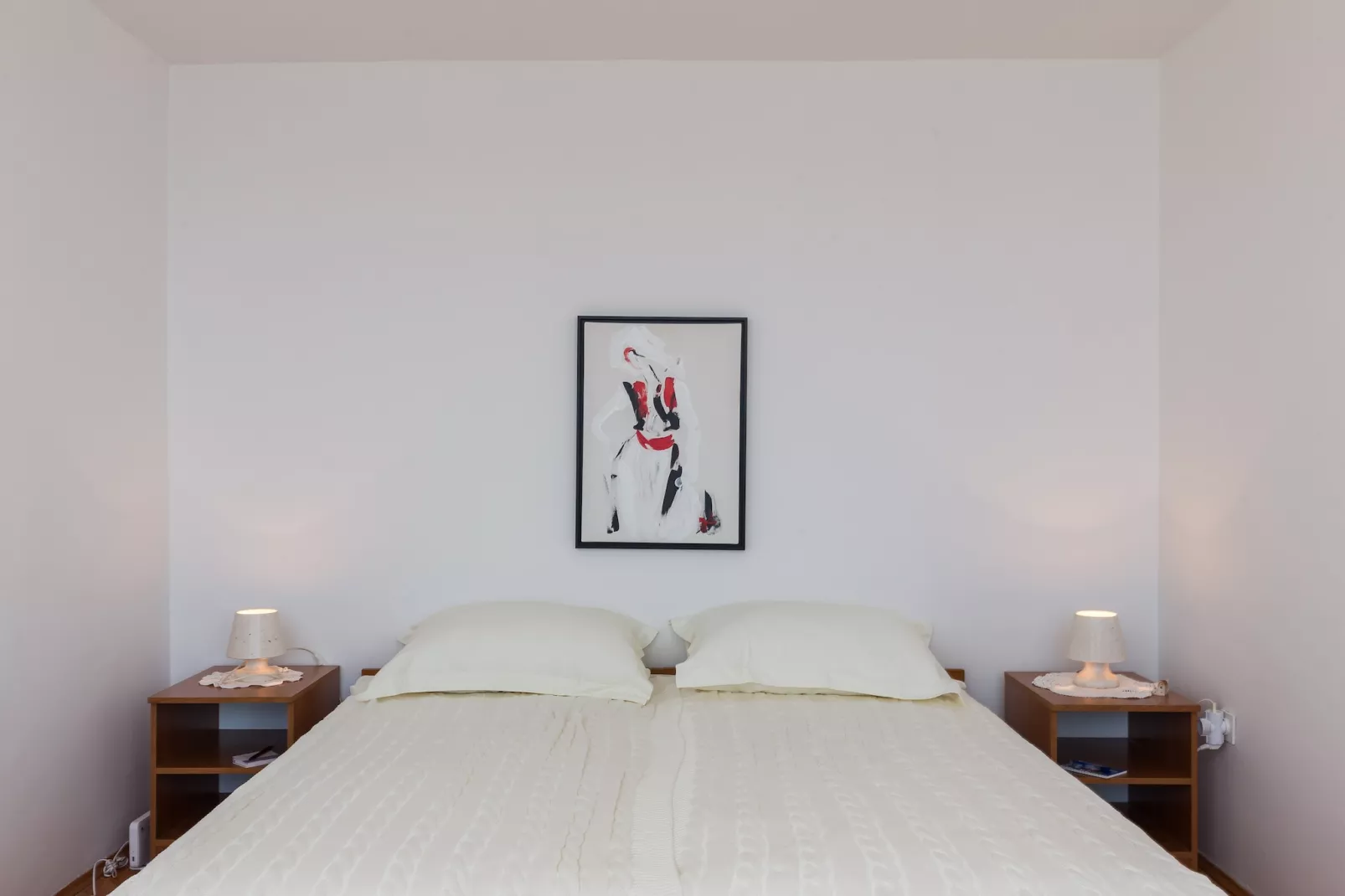 Apartment Nana-One Bedroom Apartment with Loggia and Sea View-Woonkamer