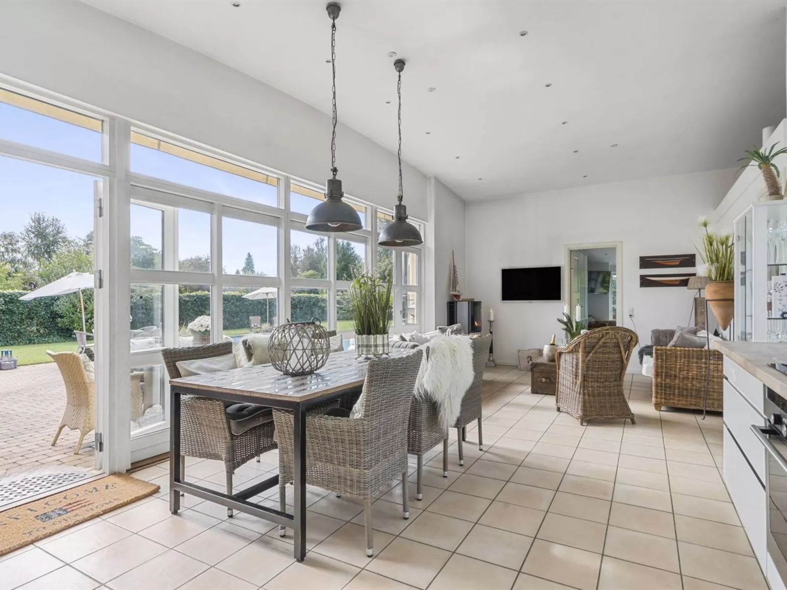 "Mads" - 1.2km from the sea - Binnen