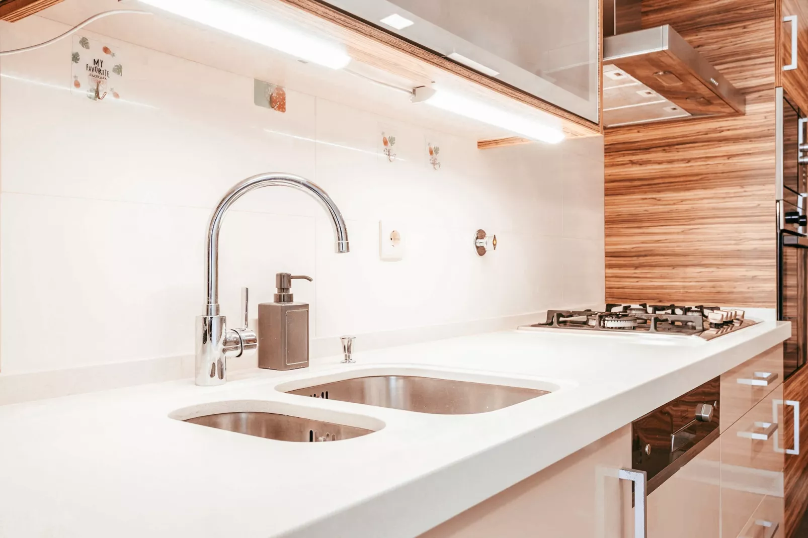 Modern & Elegant 2 bedroom in Amadora by GT House-Keuken