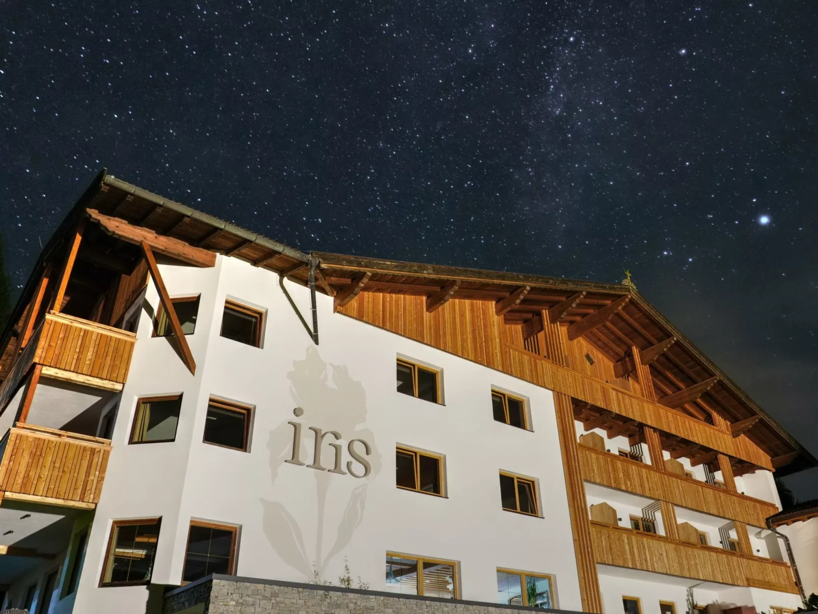 Aparthotel Iris-Buiten