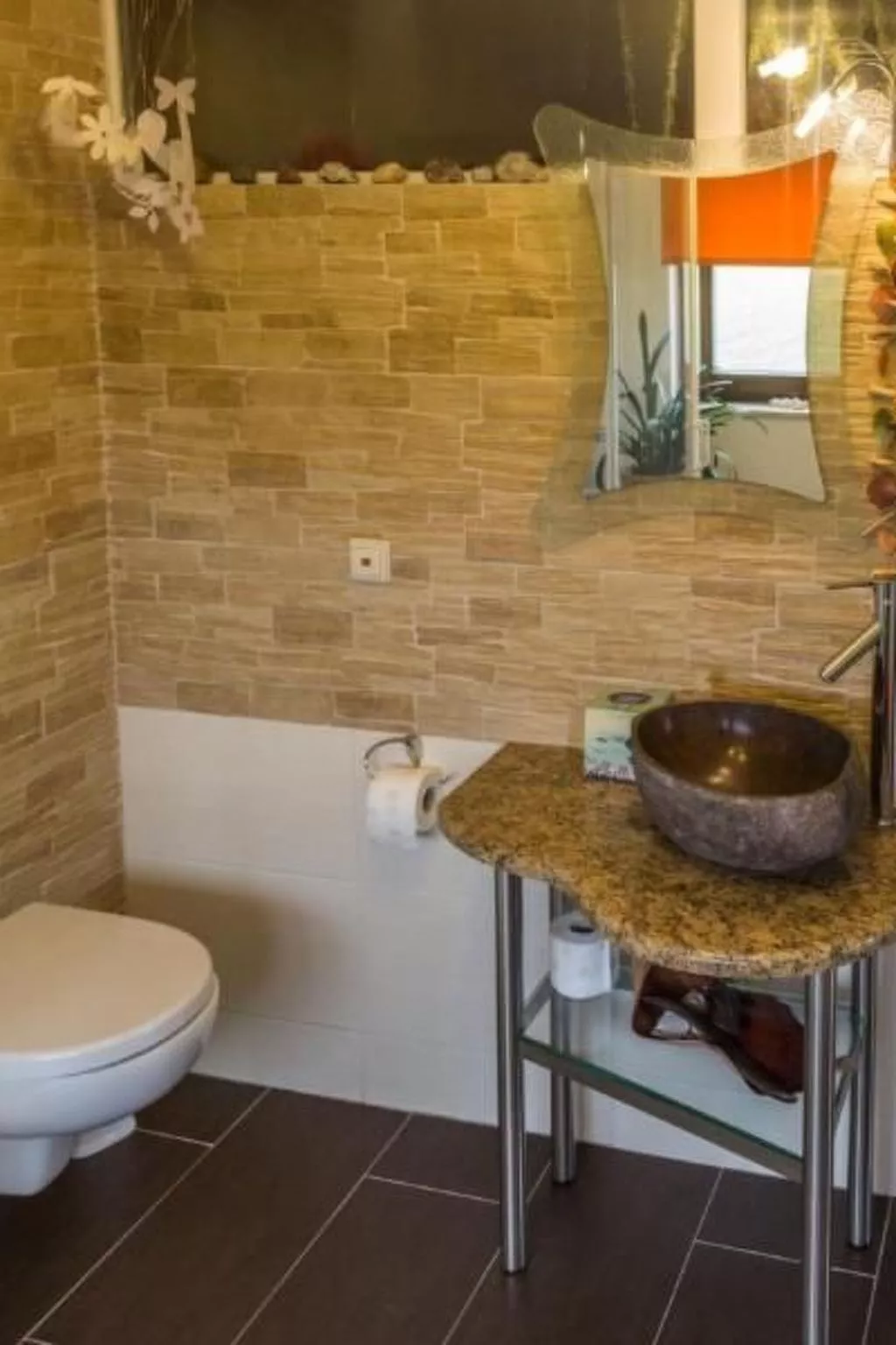 Mit Fasssauna-Binnen