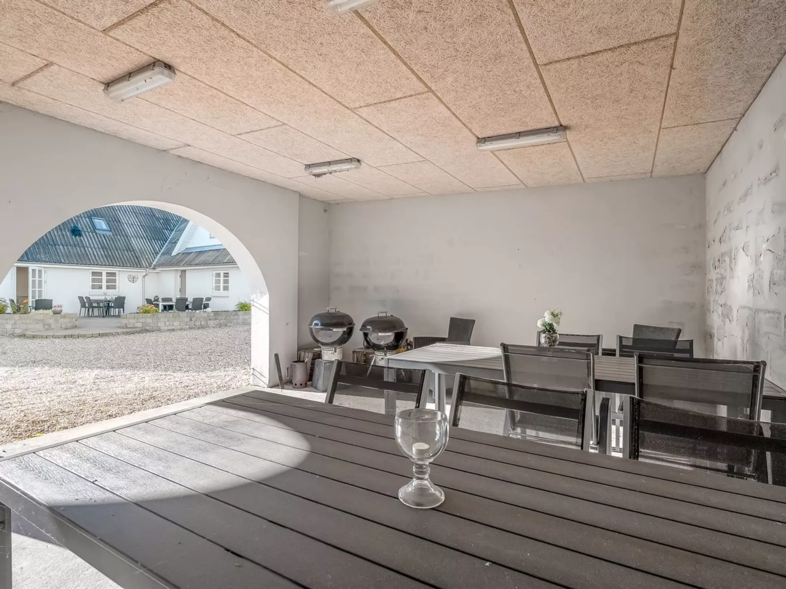 "Pauna" - 2.5km from the sea - Buiten