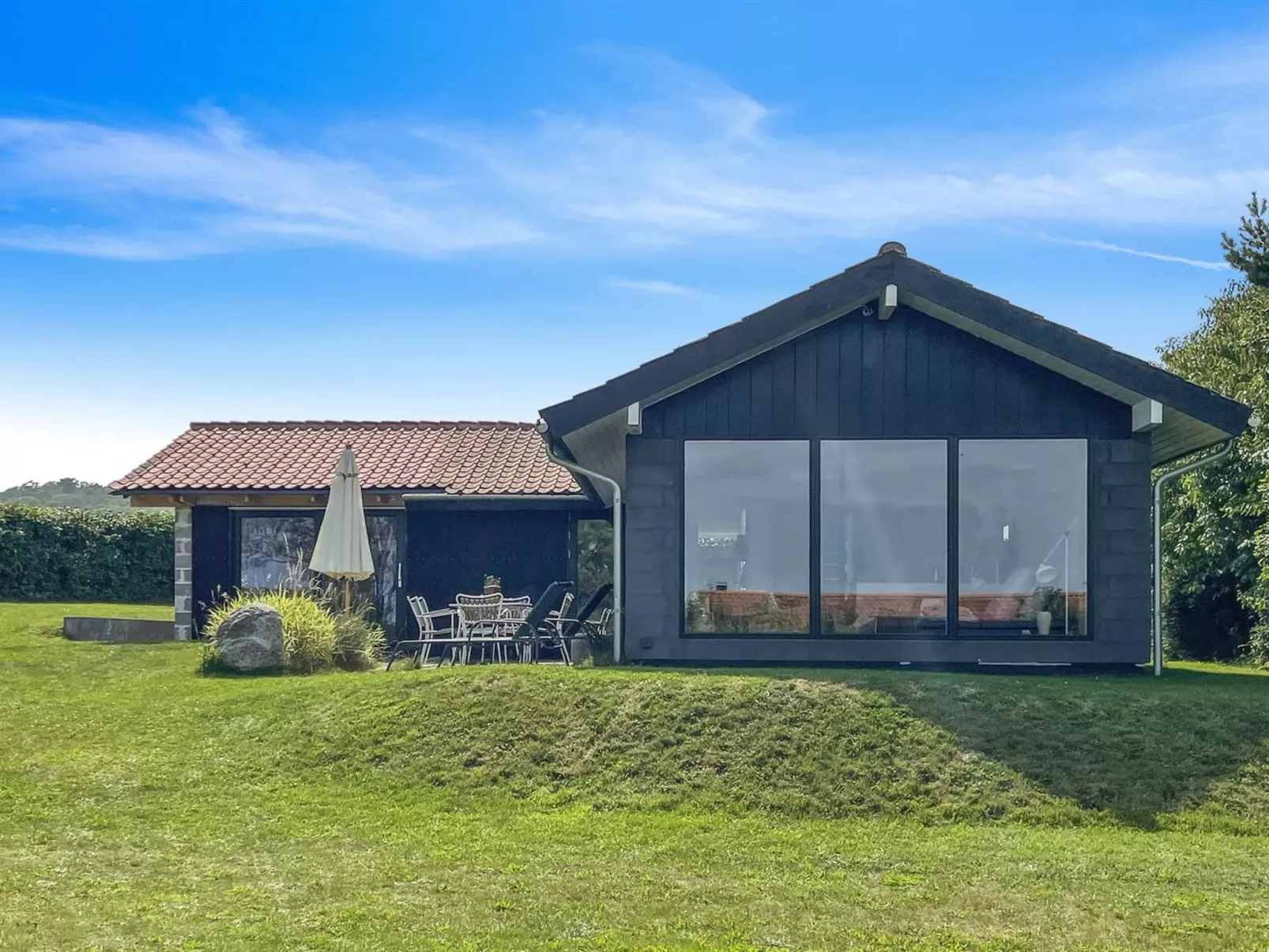 "Karlotta" - 500m from the sea - Buiten