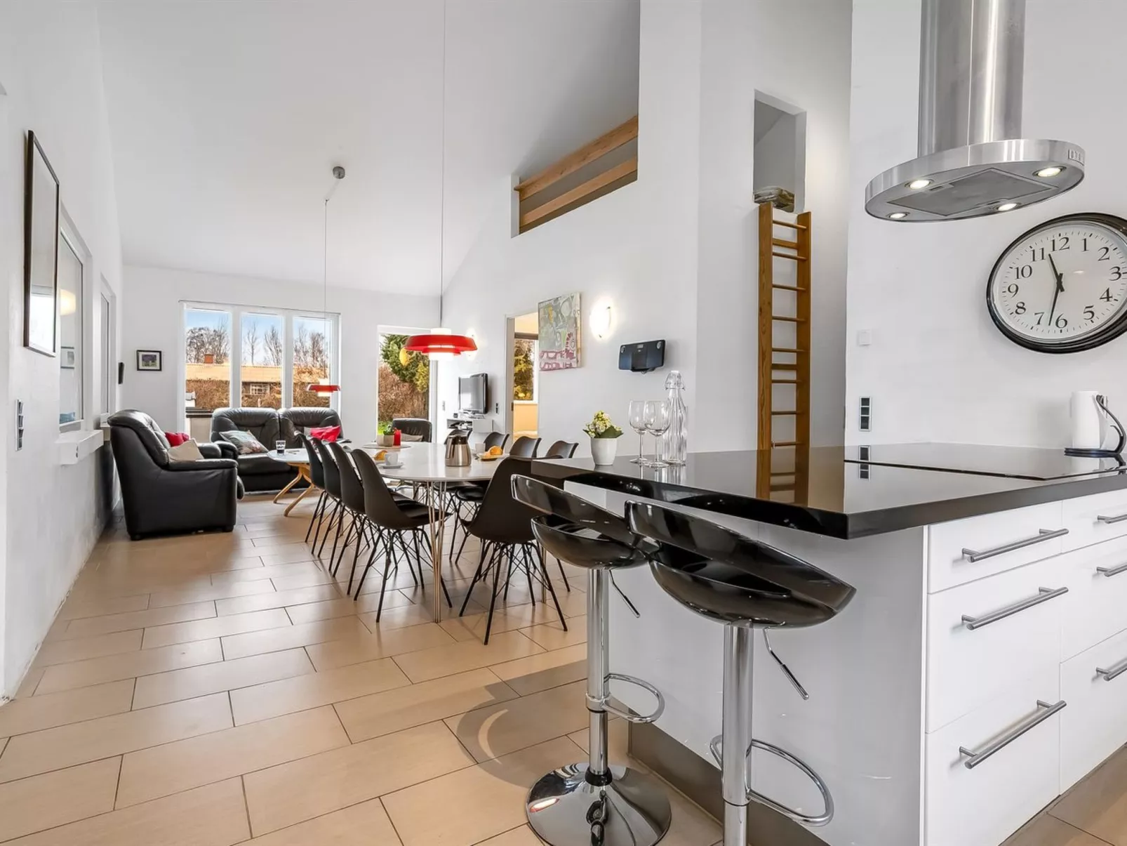 "Synne" - 350m from the sea-Binnen