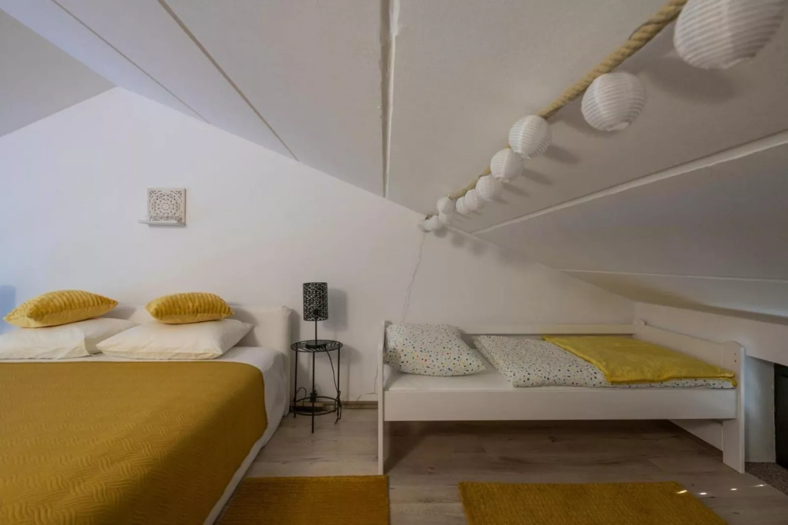 Apartment Baselak - Duplex One Bedroom Apartment with Balcony and Sea View - Slaapkamer