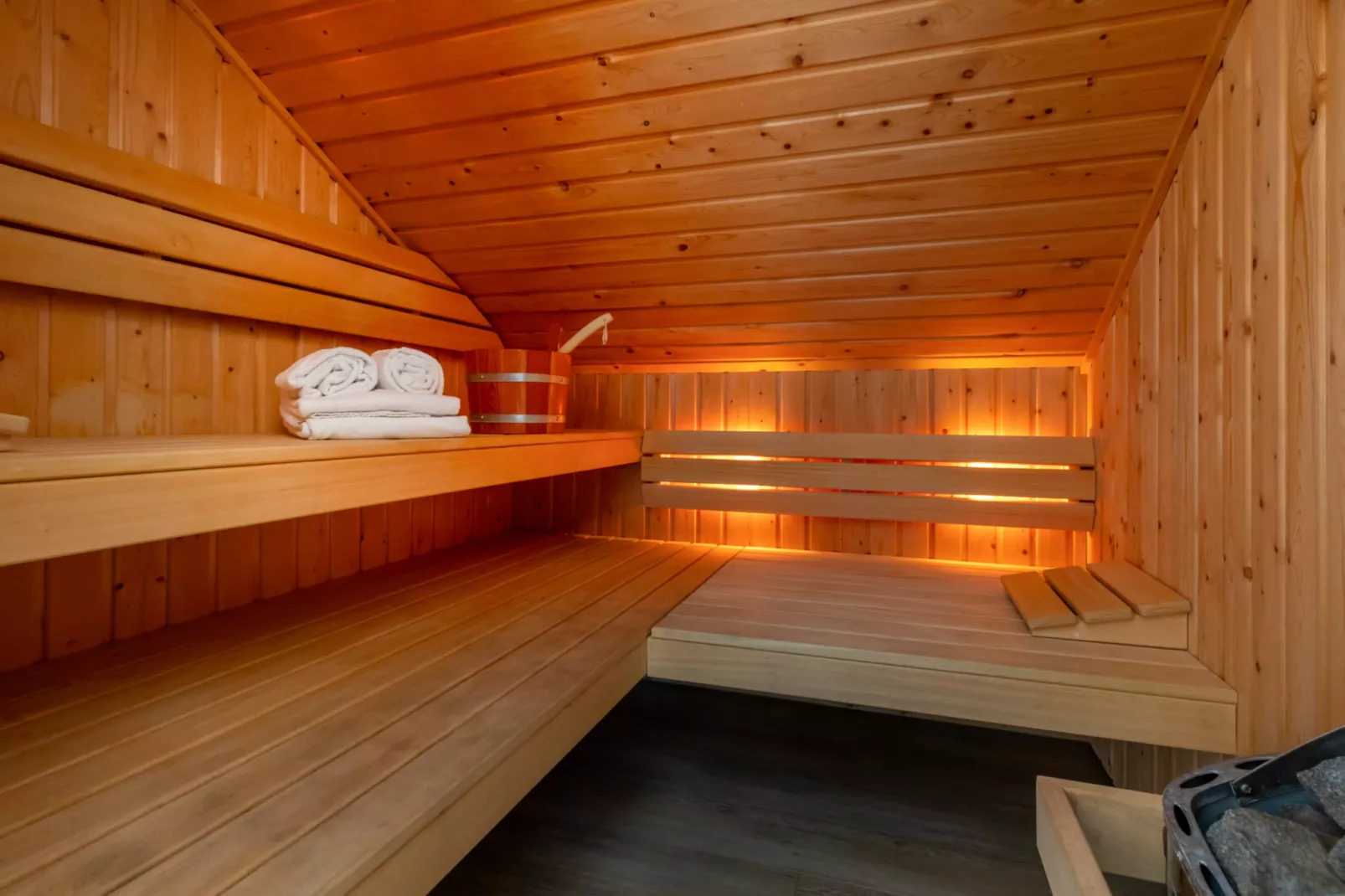 Zonnedorp 21  Beach Villa Joya Renesse | Luxury Beach Villa with Sauna - Faciliteiten