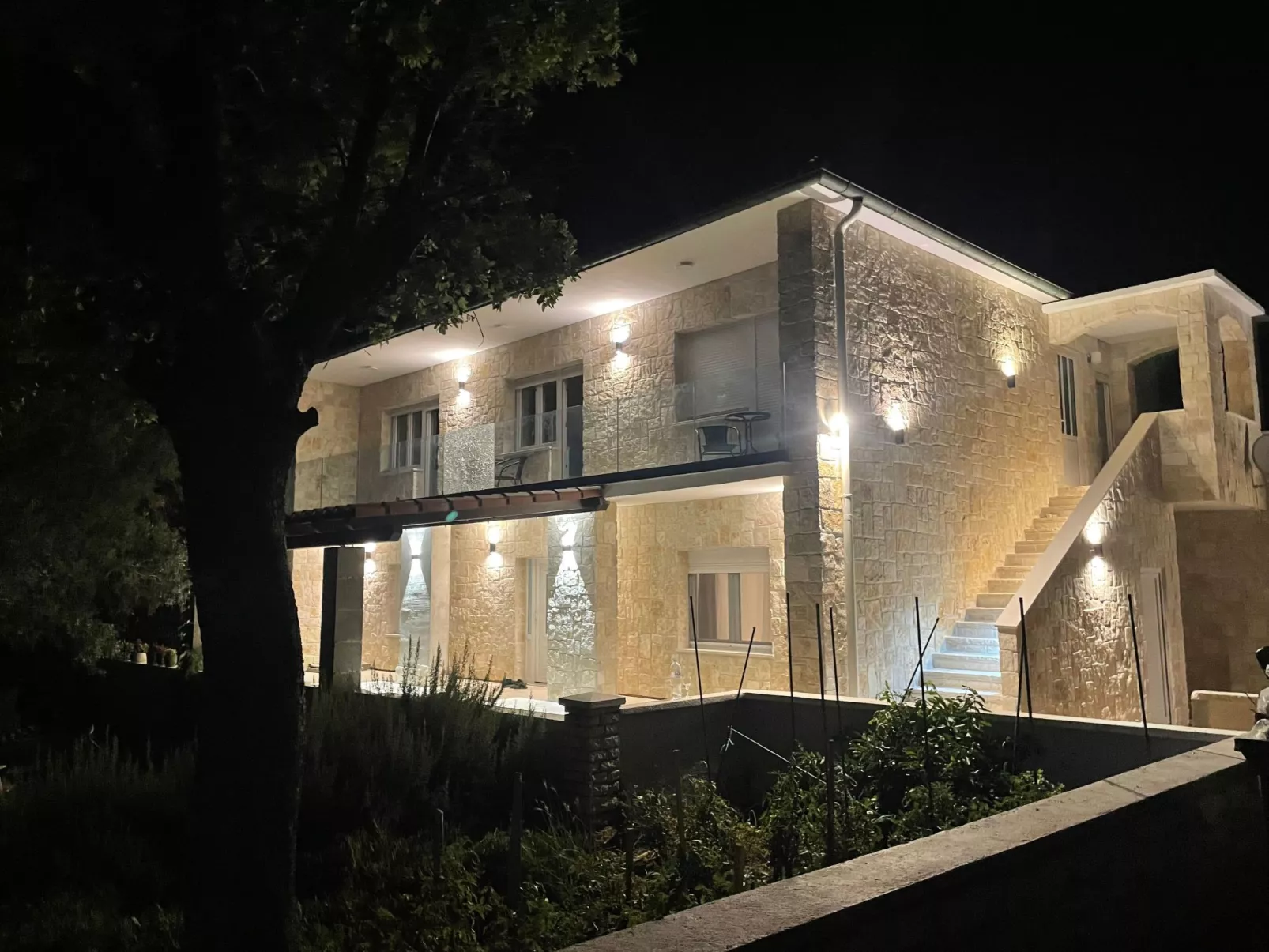 Stonehouse-Pag - Image-tags.info