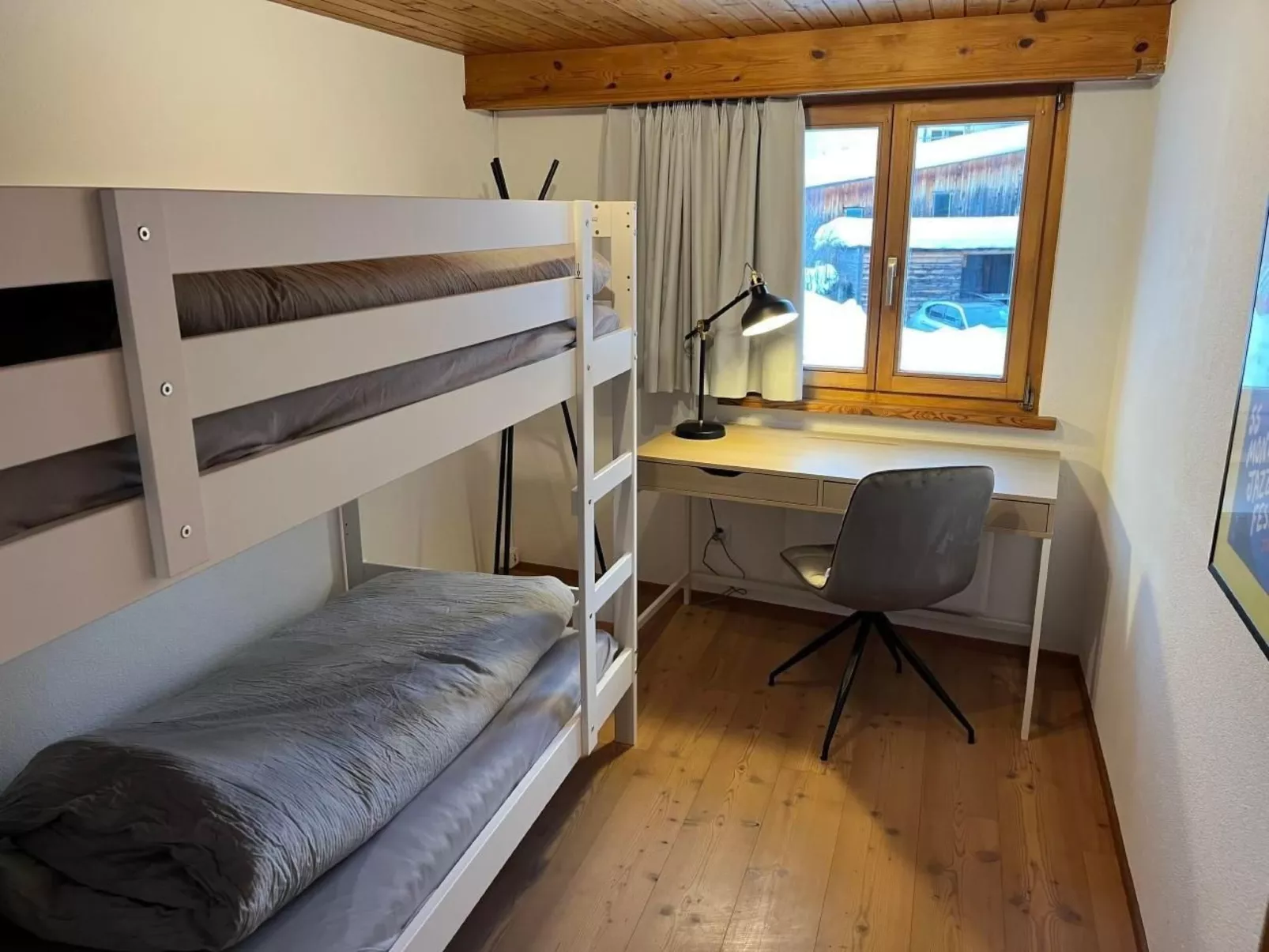 Gemütlich eingerichtete Ferienwohnung "Chasa" - Image-tags.info