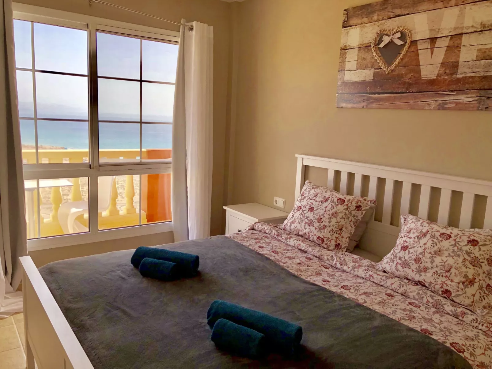 Für 5 Personen ca. 70 m&sup2; in Costa Calma, Fuerteventura (Südküste von Fuert - Image-tags.info