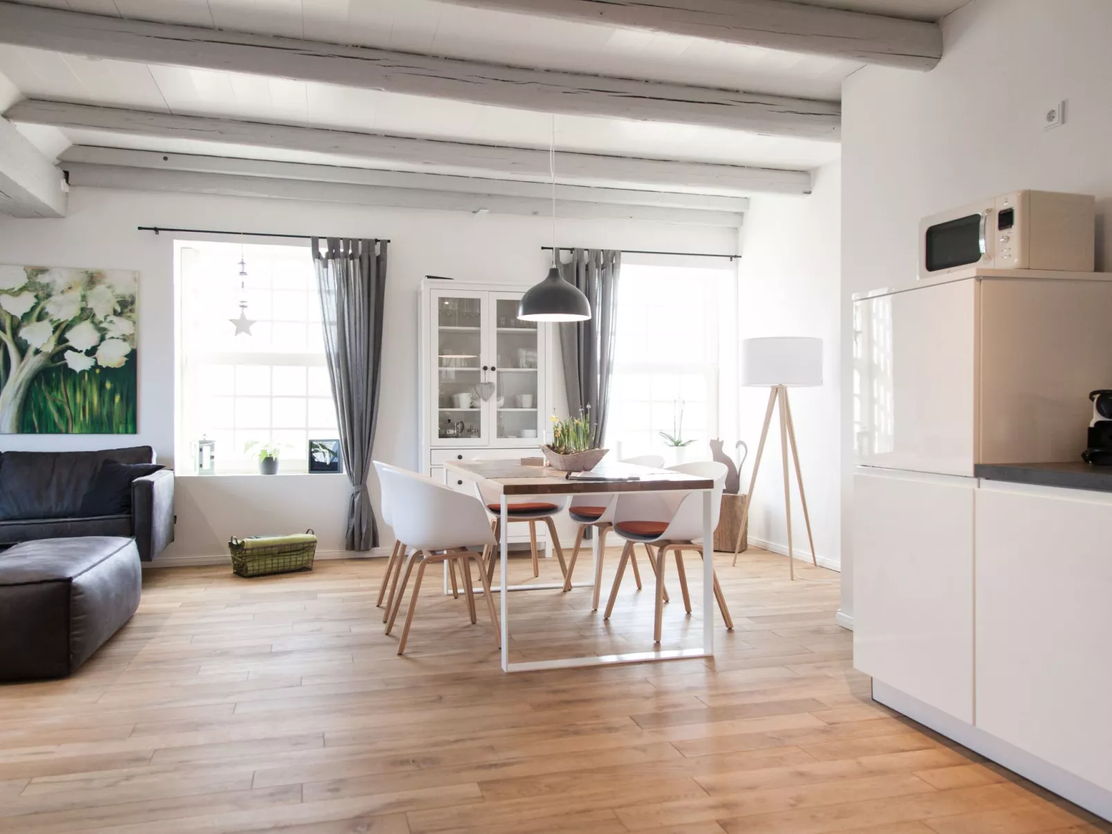 Hochwertige, helle FeWo mit Meerblick am Deich - Image-tags.info