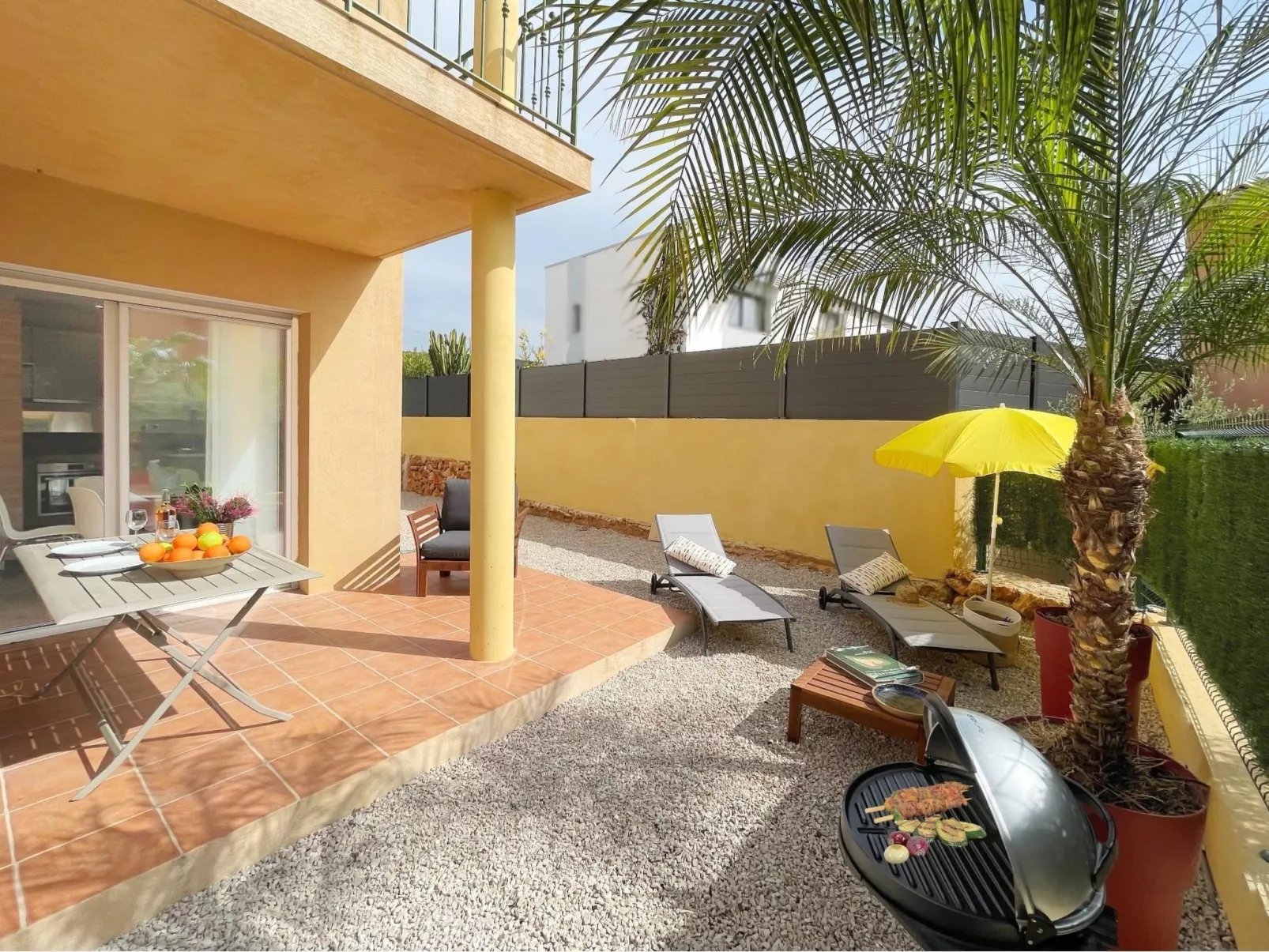 Provenzalisches Landhaus am Meer in ruhiger Lage. - Image-tags.info