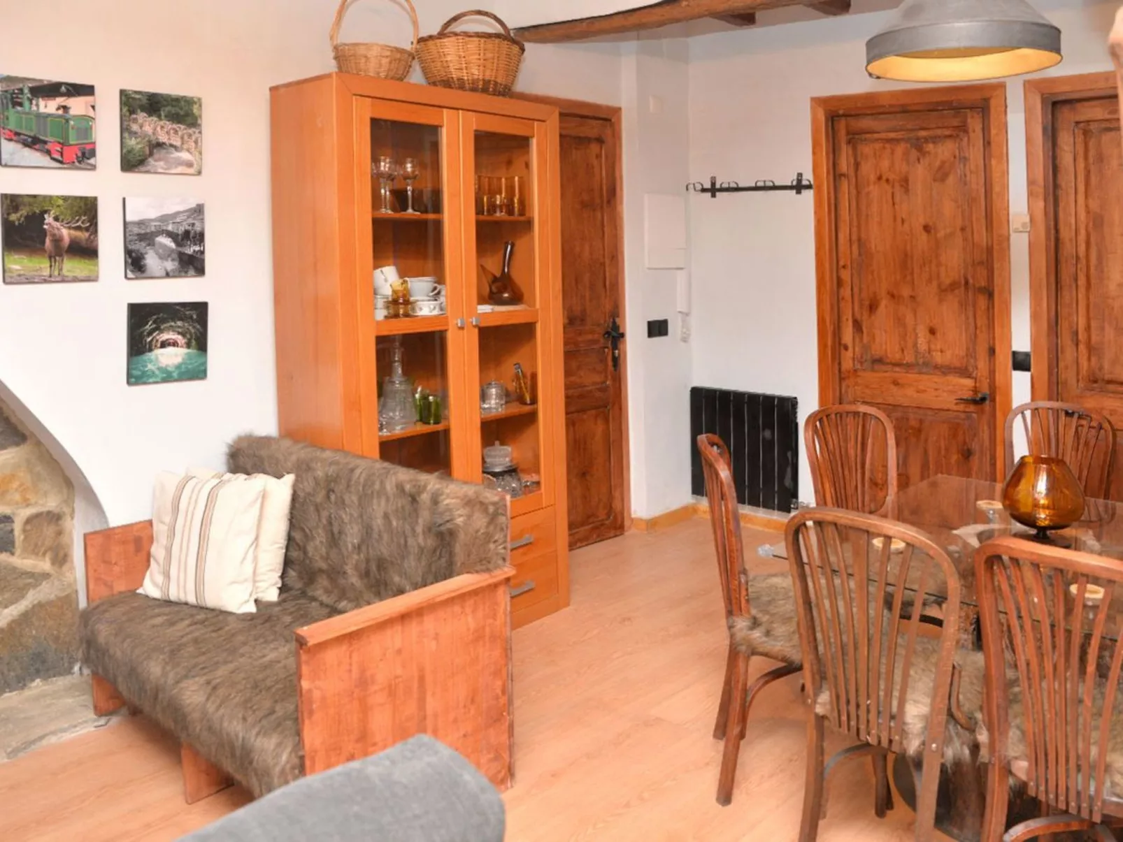 Rustikal-moderne Wohnung für 6 Personen - Pobla de Lillet - Image-tags.info