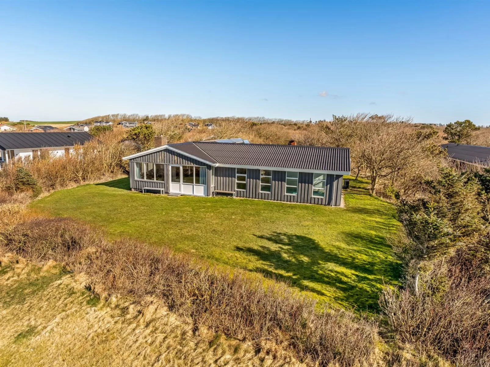 "Galmand" - 75m to the fjord-Buiten