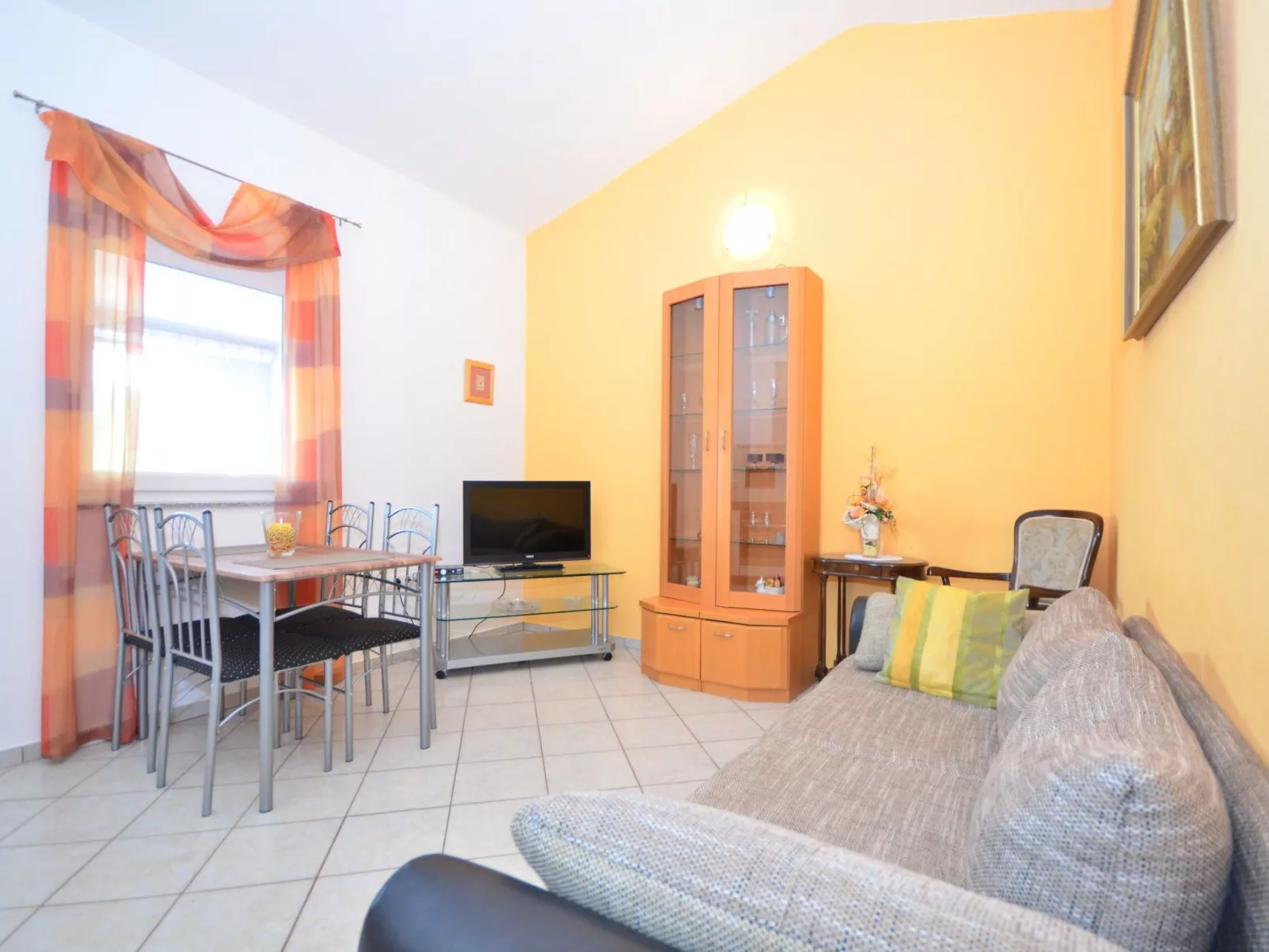 Apartment Brandis 2 - Image-tags.info