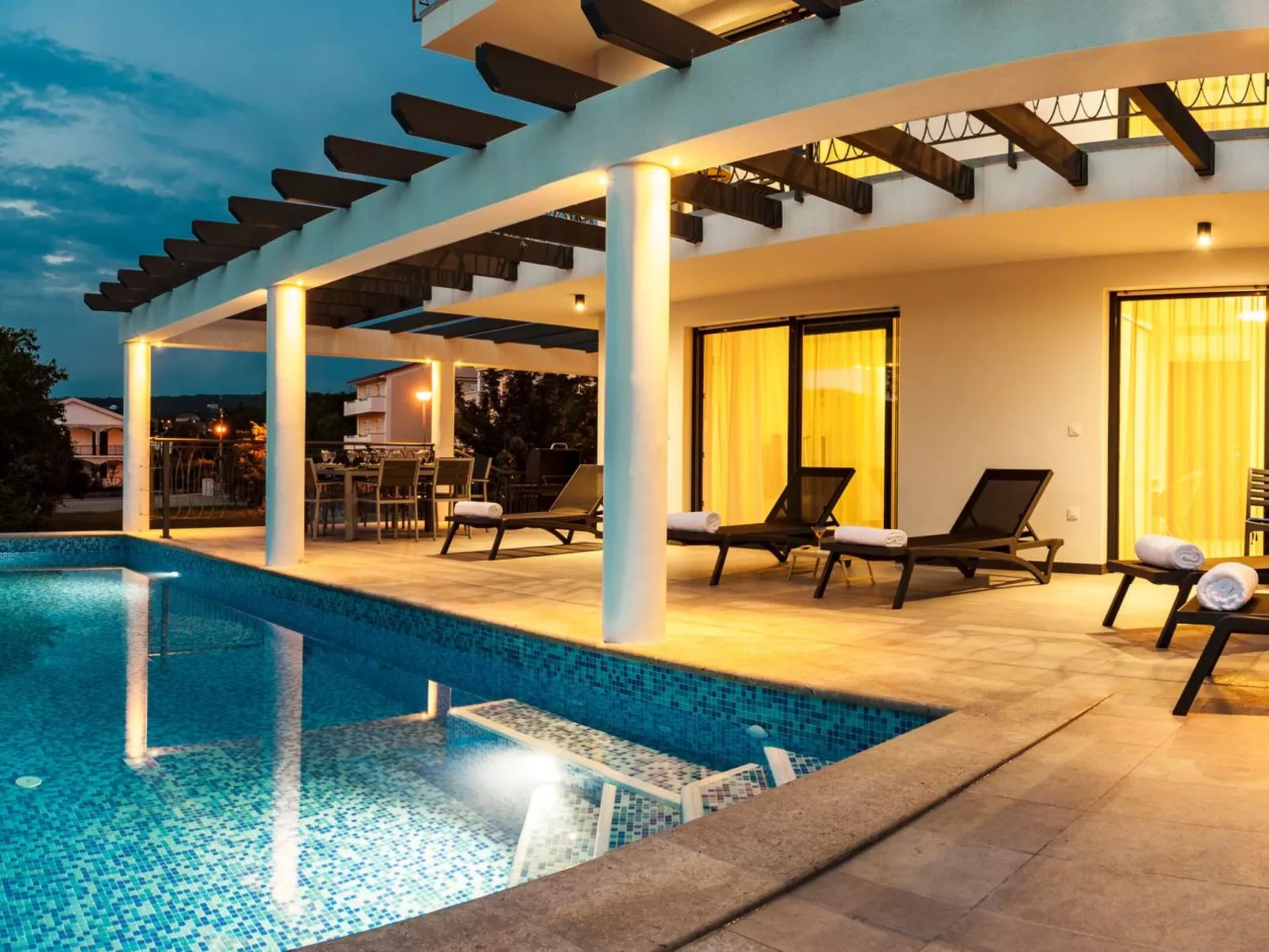 In Malinska mit großem Pool - Image-tags.info